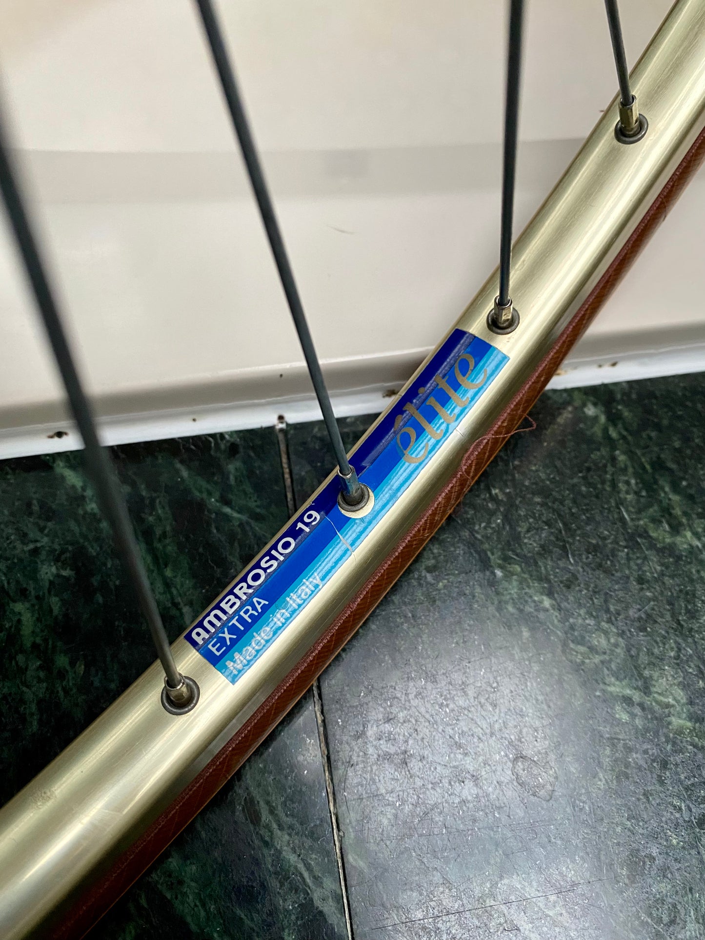 (SIZE 57cm) 1980's MIELE ROAD BIKE - ROSSIN-BUILT - SHIMANO 600