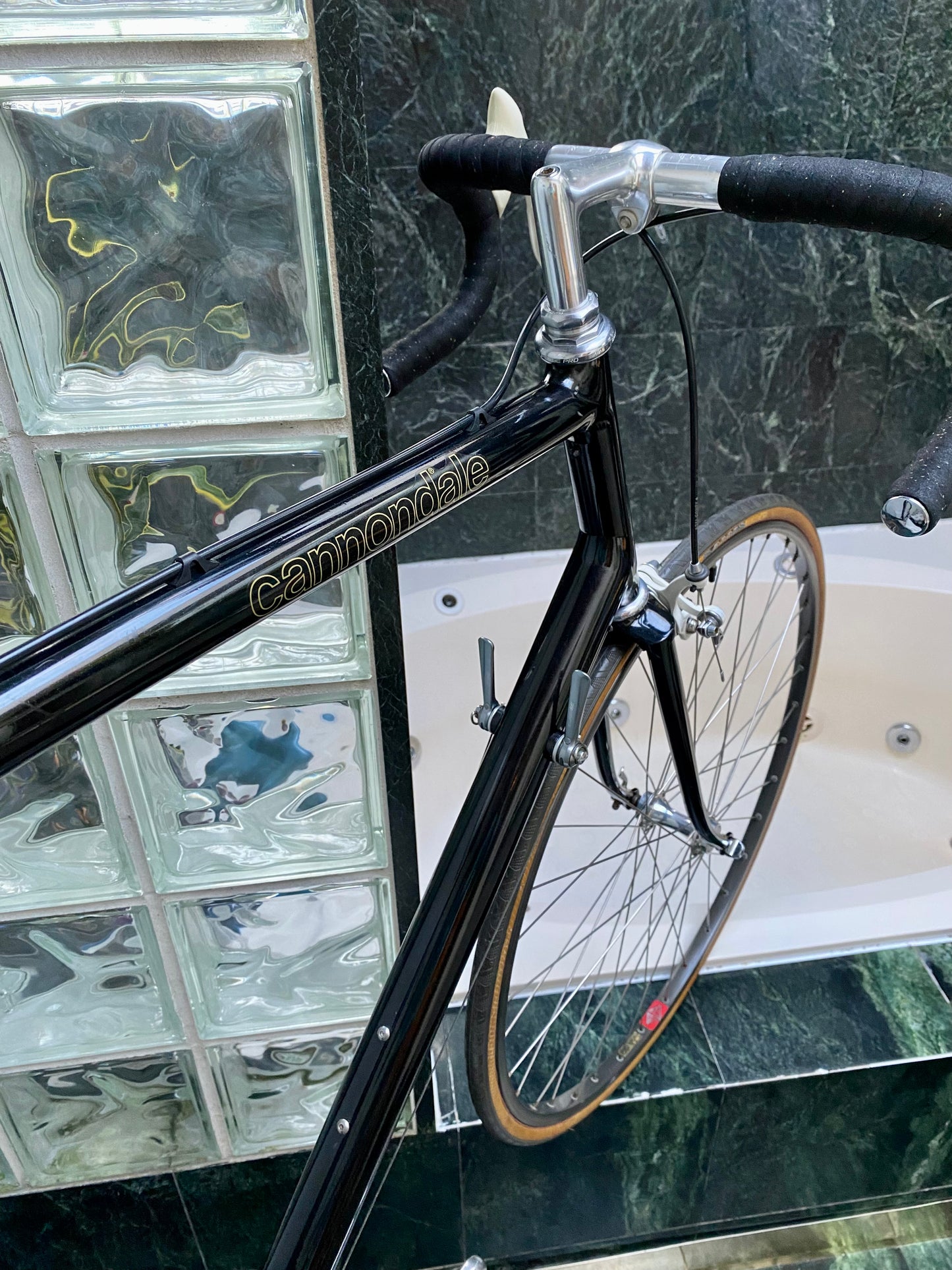 (SIZE 63cm) 1980's CANNONDALE SR 800 ROAD BIKE - SUNTOUR SUPERBE PRO - WOW!
