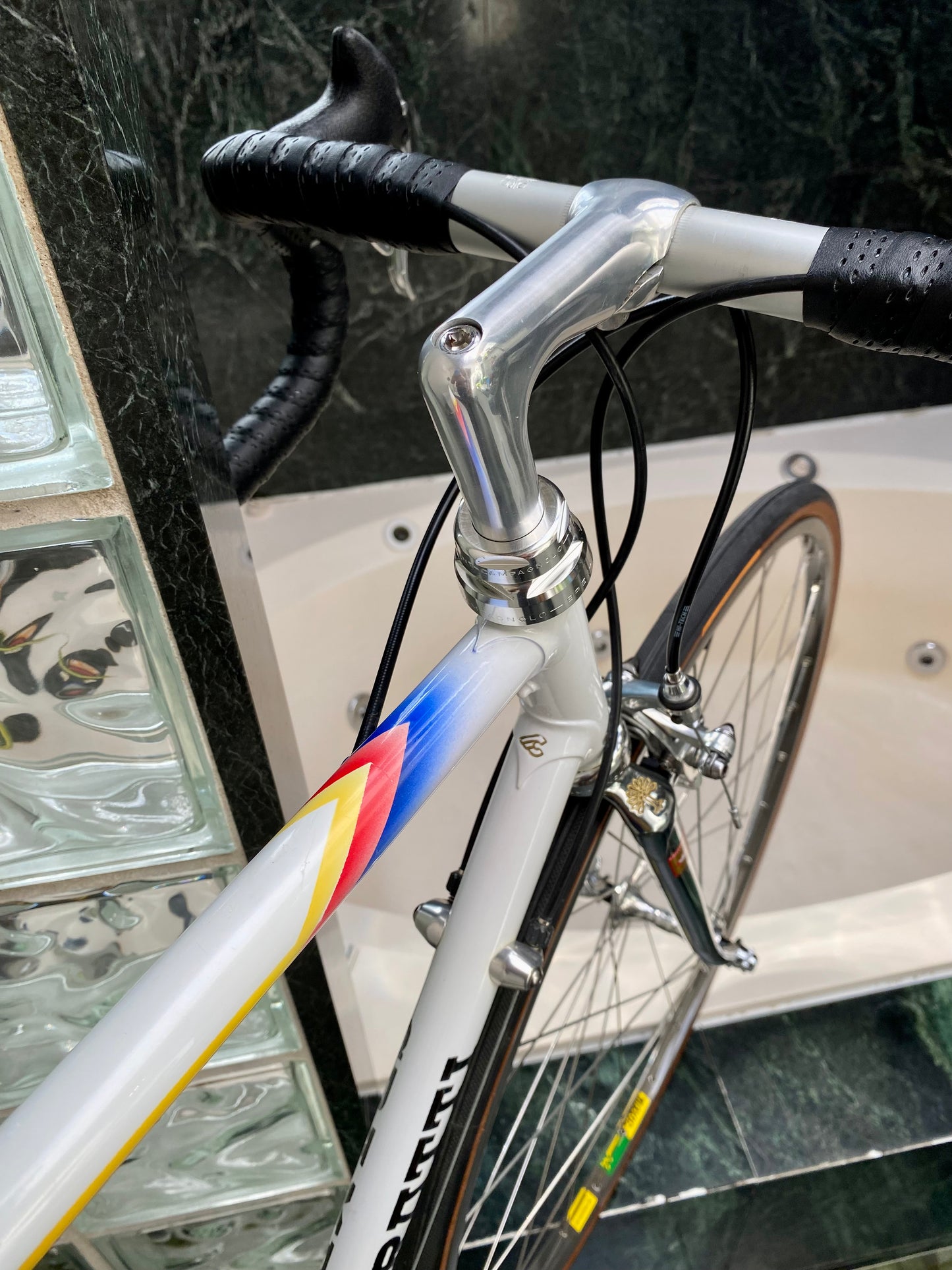 (SIZE 54cm) EARLY-1990's CUSTOM CRAMEROTTI ROAD BIKE - CAMPAGNOLO CHORUS - SPOTLESS