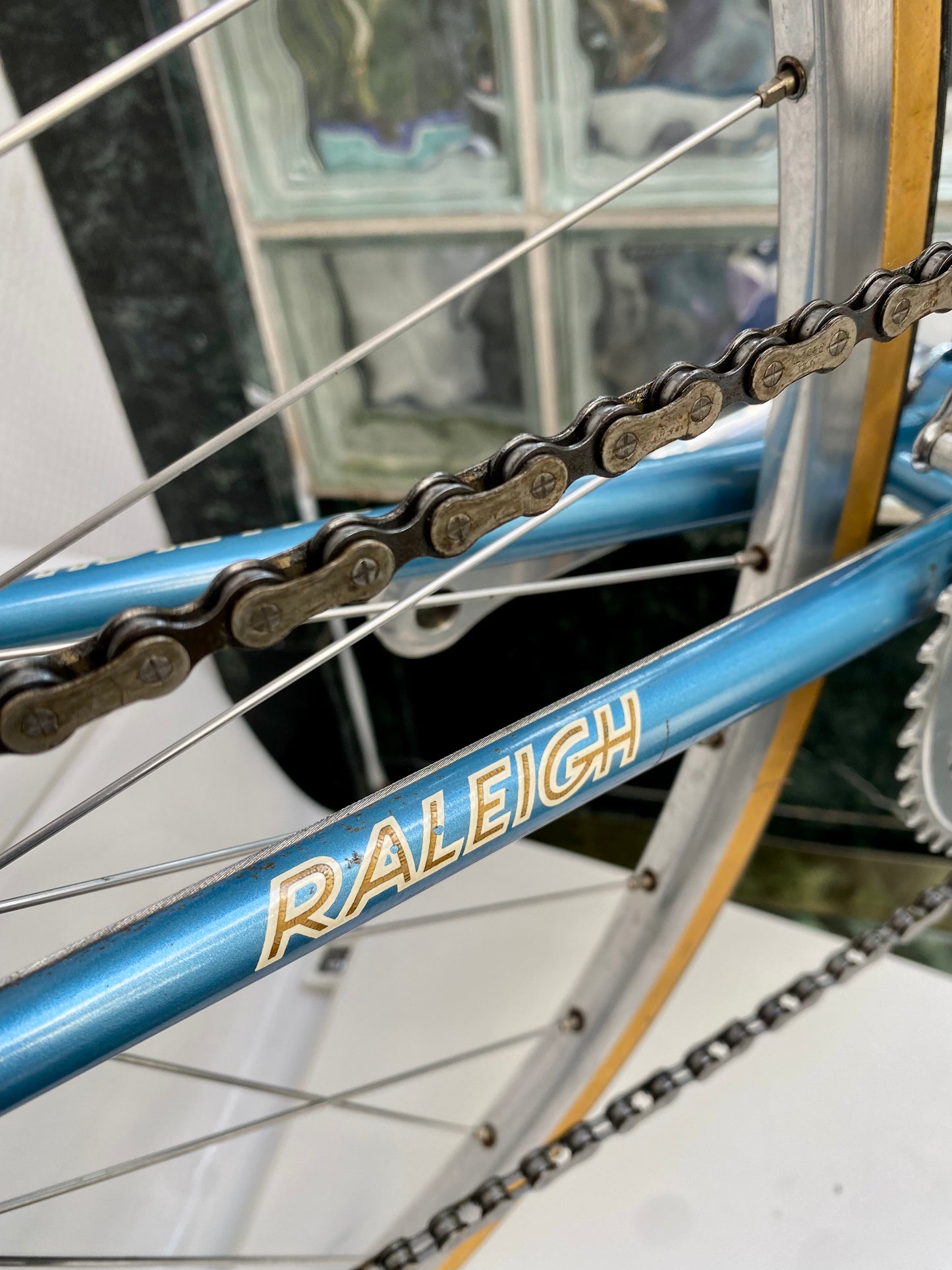 (SIZE 59cm) 1970's PROFESSIONAL ROAD BIKE - ALL ORIGINAL - CAMPAGNOLO GROUPSET