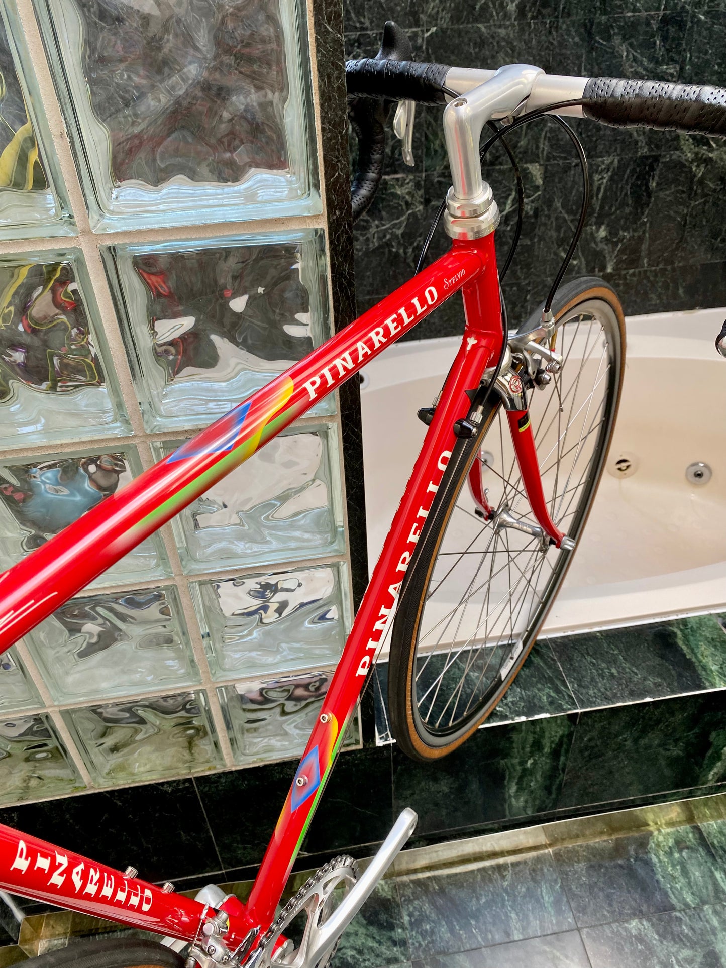 (SIZE 56cm) 1990's PINARELLO STELVIO ROAD BIKE - CAMPAGNOLO - SPOTLESS / LIKE NEW