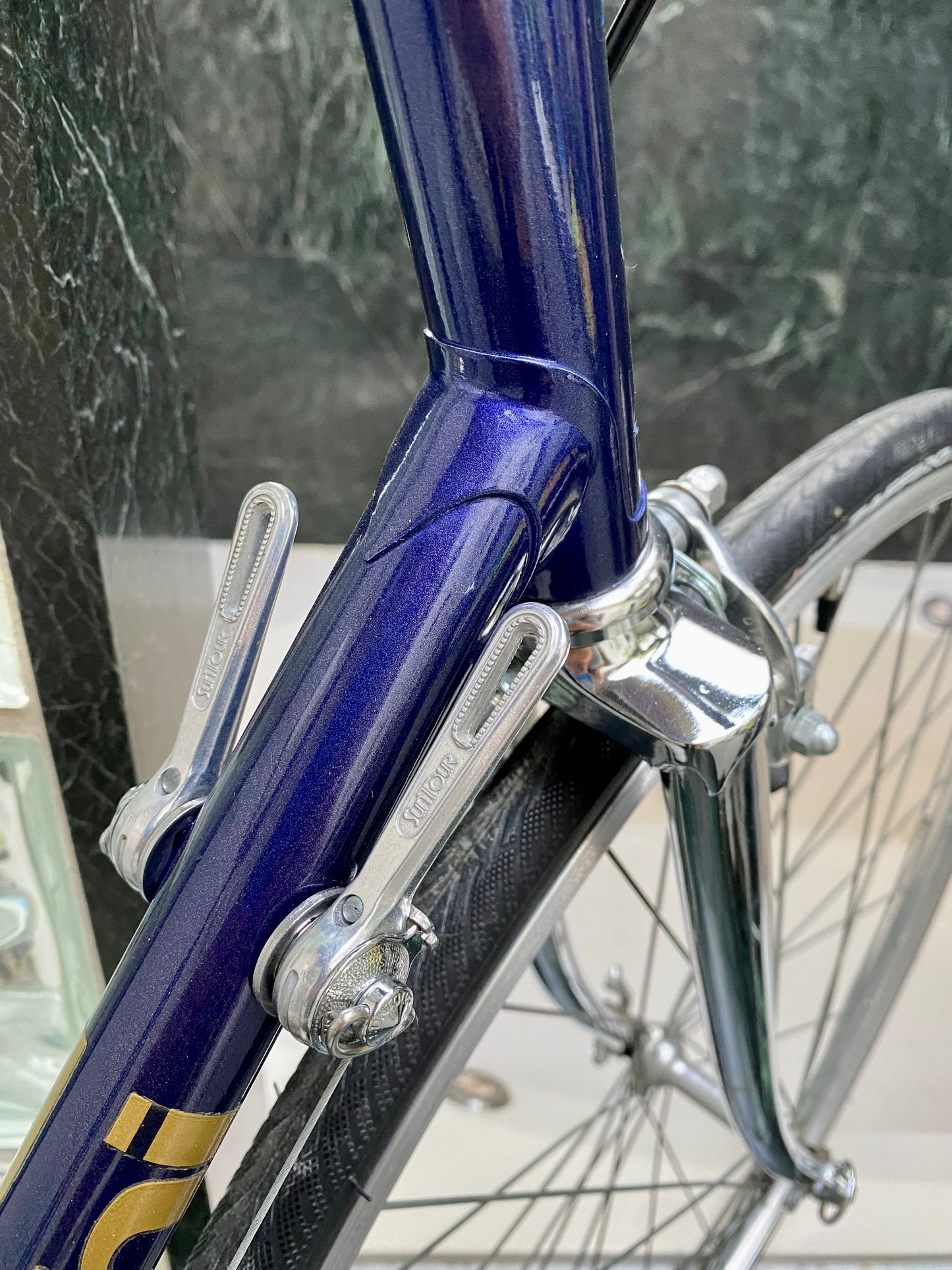 (SIZE 63cm) 1980's BIANCHI ROAD BIKE - BARELY USED - NICE!