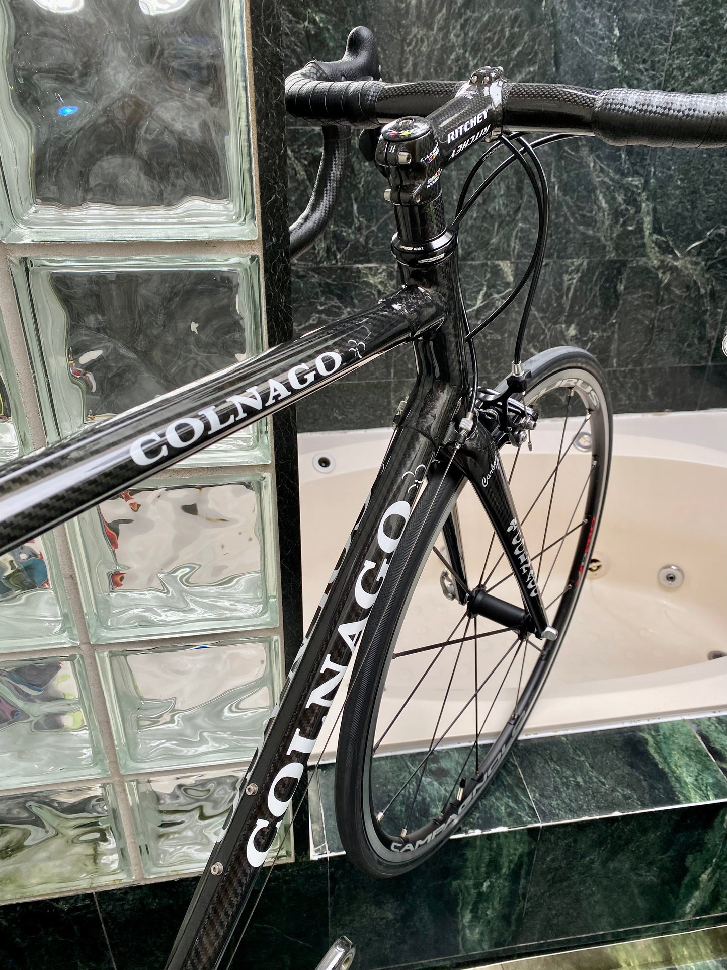 (SIZE 56cm) CLASSIC COLNAGO C50 ROAD BIKE - CAMPAGNOLO RECORD - LIKE NEW / SPOTLESS