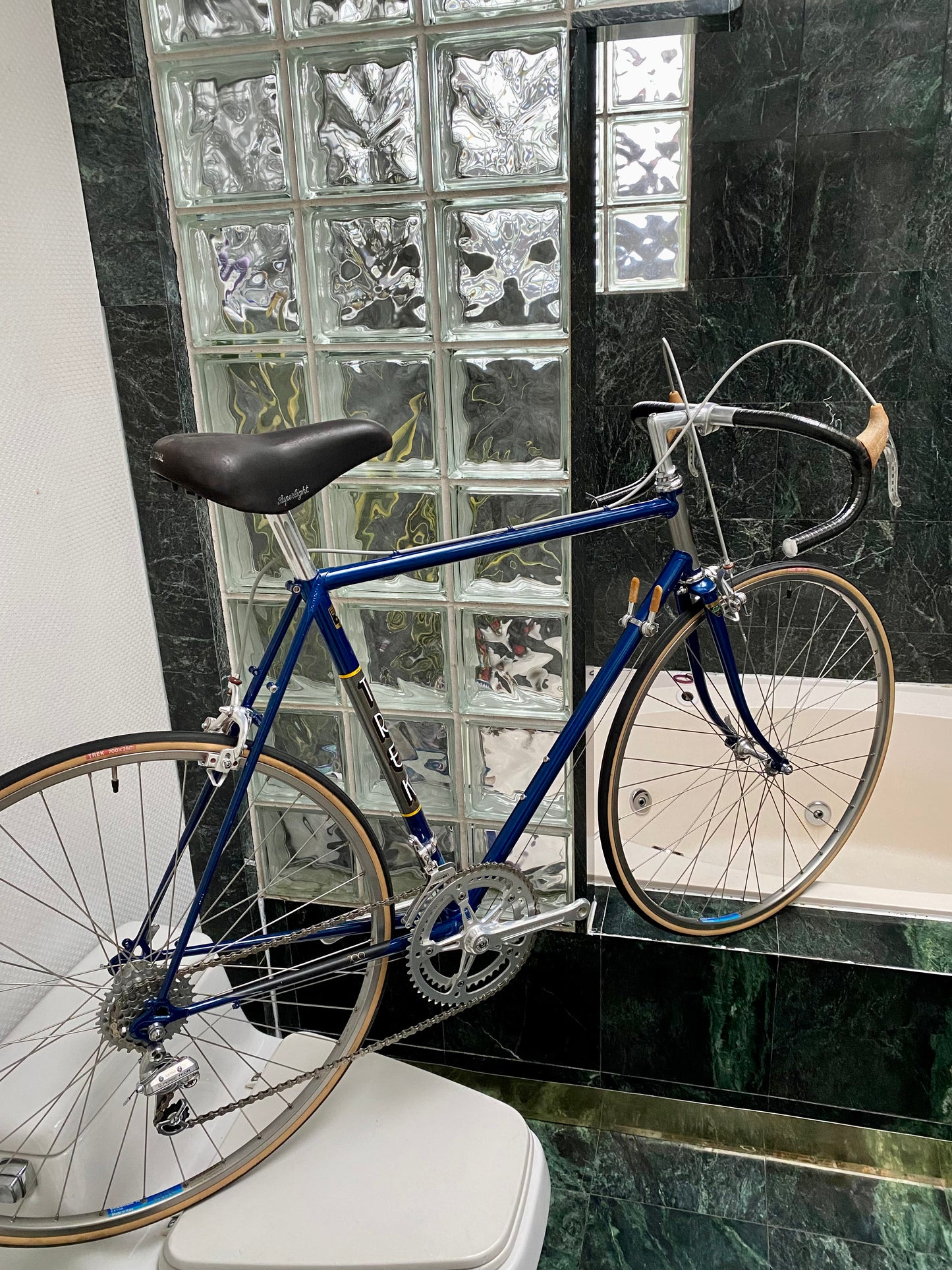 (SIZE 56cm) EARLY-1980's TREK 700 ROAD BIKE - SUNTOUR SUPERBE - REYNOLDS 531 - SPOTLESS