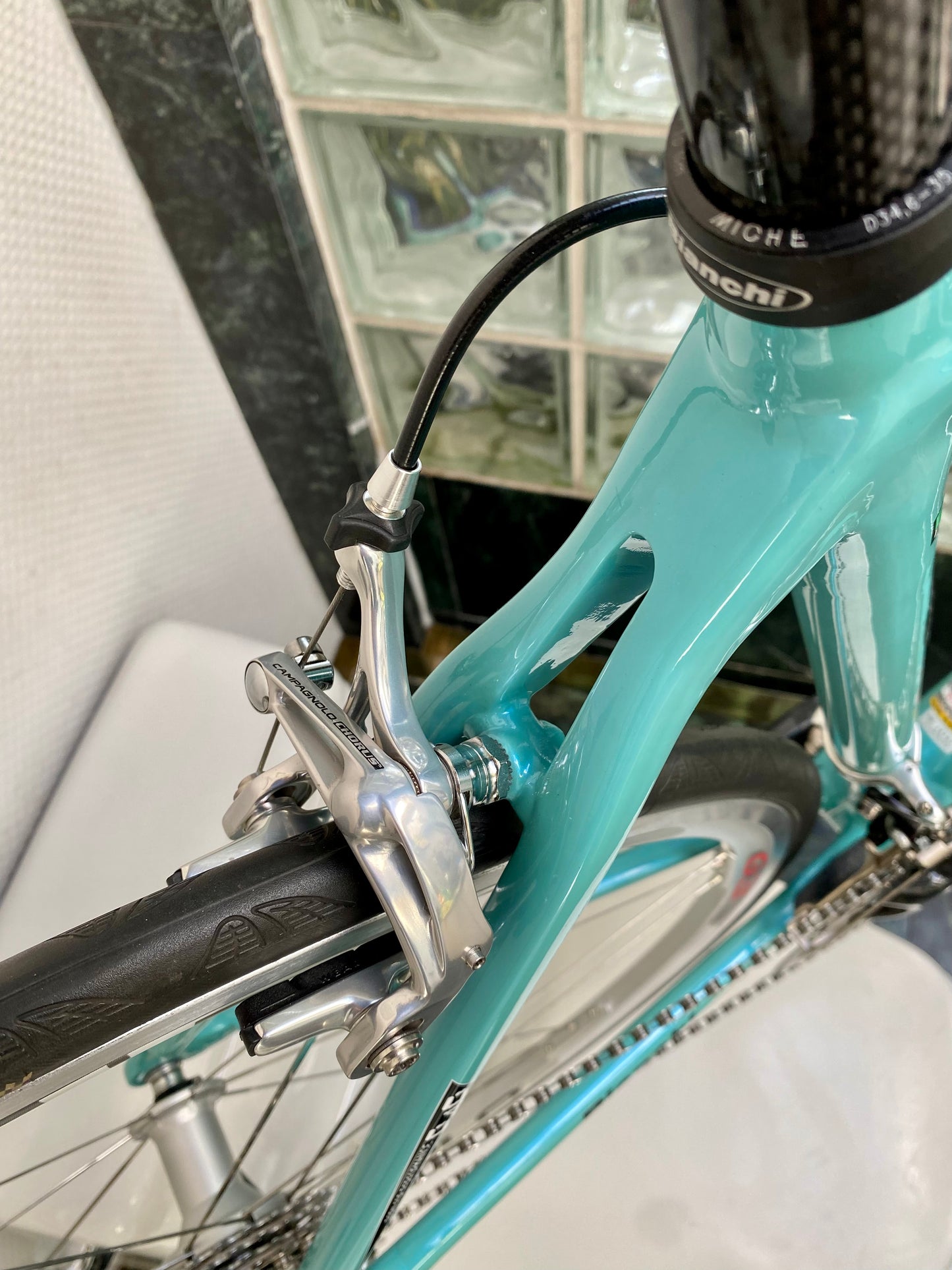 (SIZE 54cm) CLASSIC BIANCHI 928 T-CUBE ROAD BIKE - CELESTE - CAMPAGNOLO CHORUS