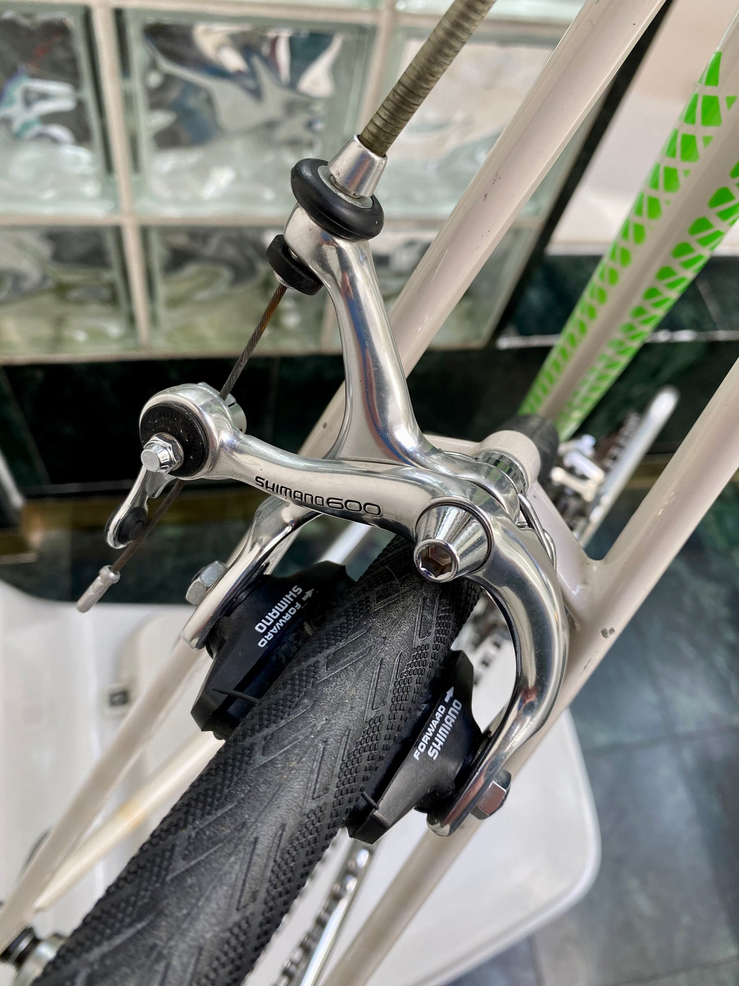 (SIZE 53cm) 1980's CUSTOM GARDIN ROAD BIKE - SHIMANO 600