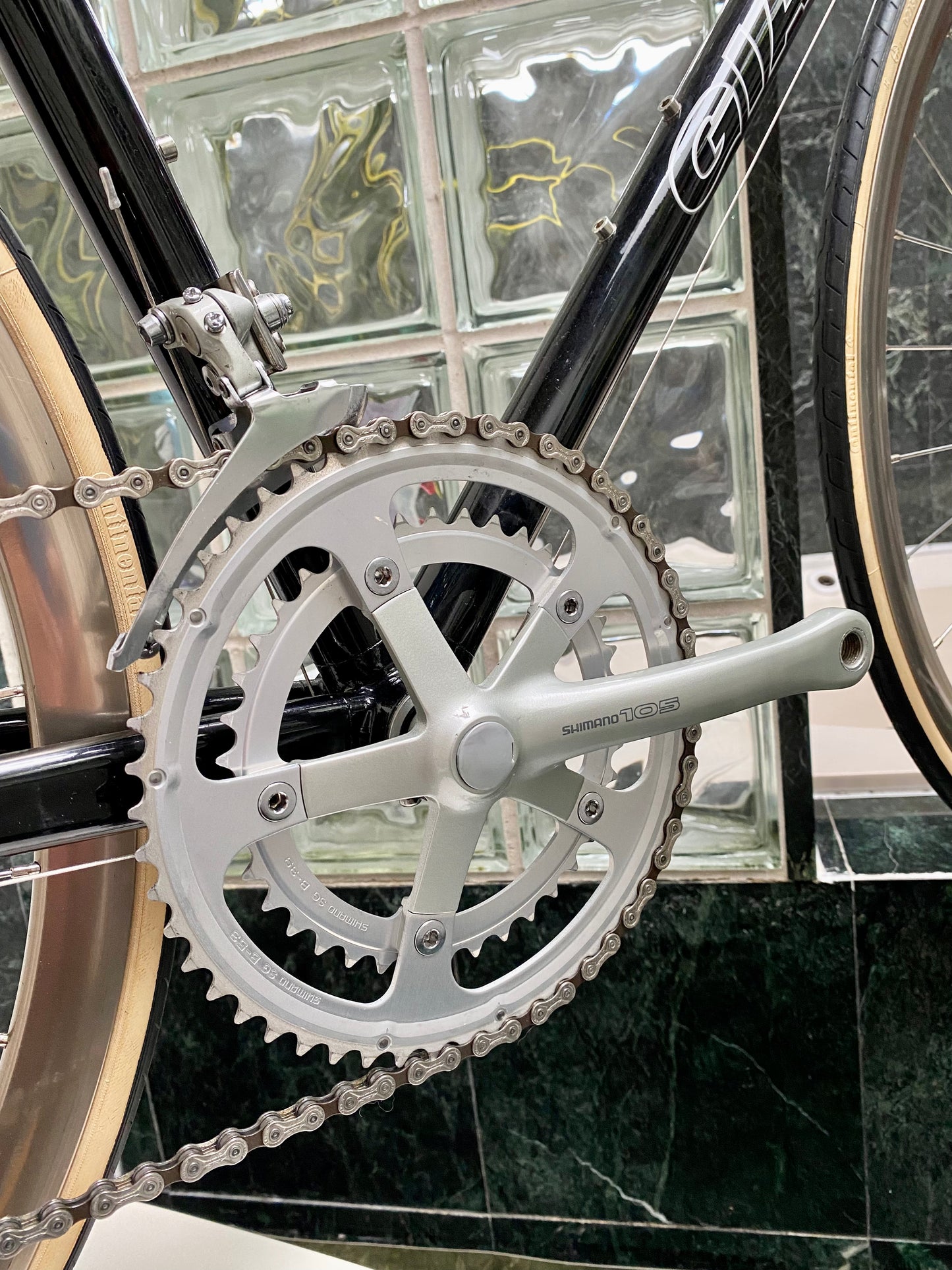 (SIZE 56cm) 1990's GIANT CFR 2 CARBON ROAD BIKE - LIKE NEW