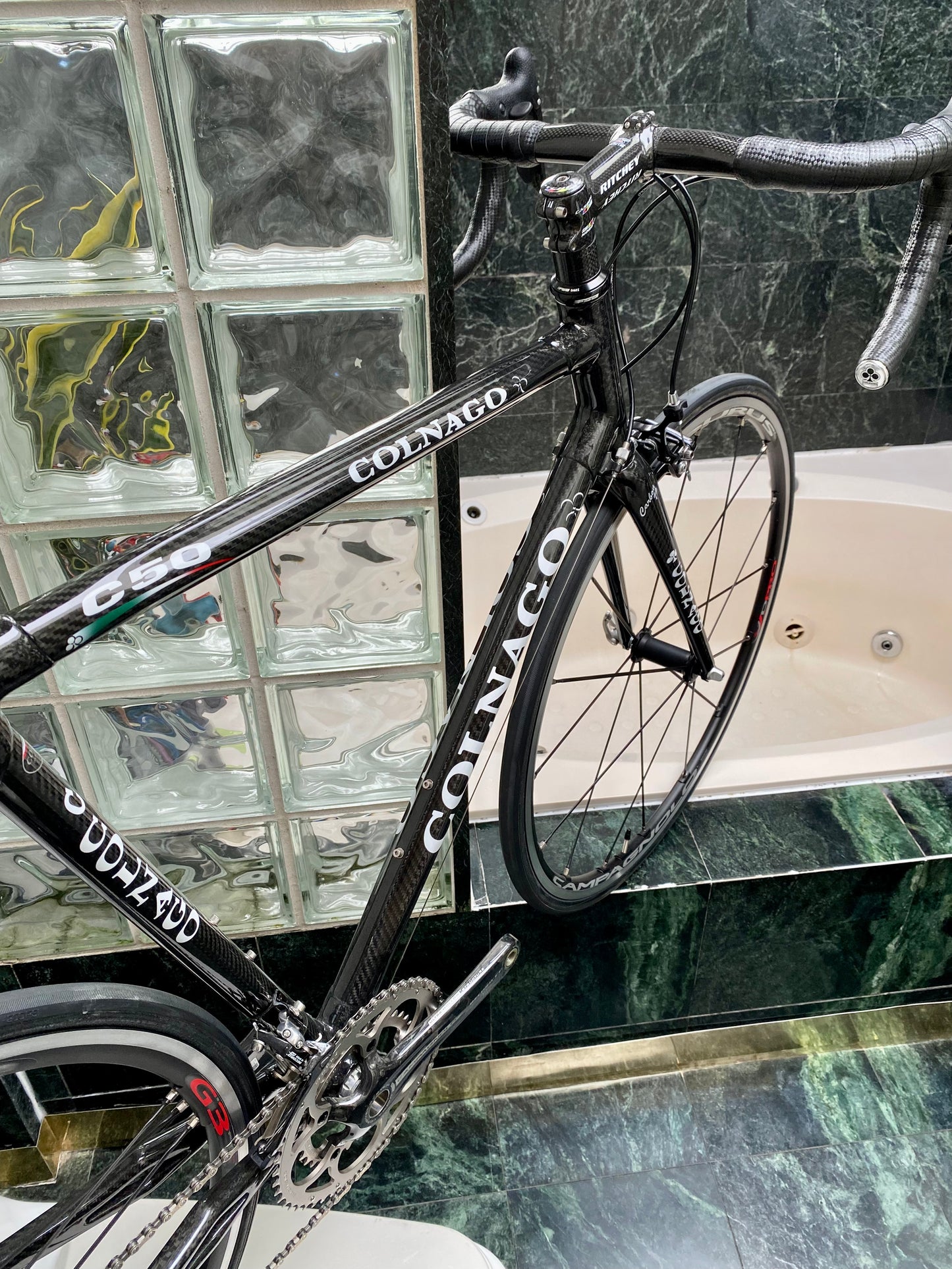 (SIZE 56cm) CLASSIC COLNAGO C50 ROAD BIKE - CAMPAGNOLO RECORD - LIKE NEW / SPOTLESS