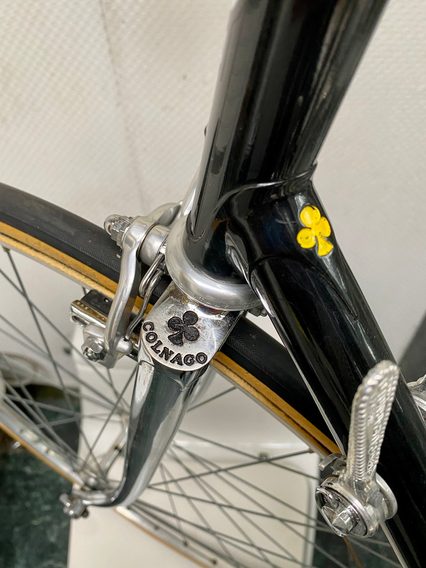 (SIZE 59cm) 1970's COLNAGO ROAD BIKE - CAMPAGNOLO - SENSATIONAL