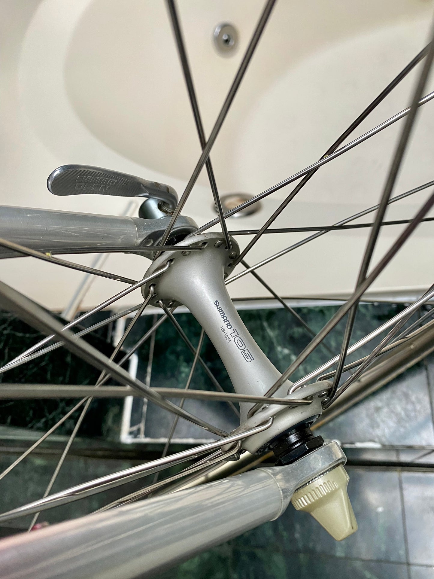 (SIZE 56cm) 1990's GIANT CFR 2 CARBON ROAD BIKE - LIKE NEW