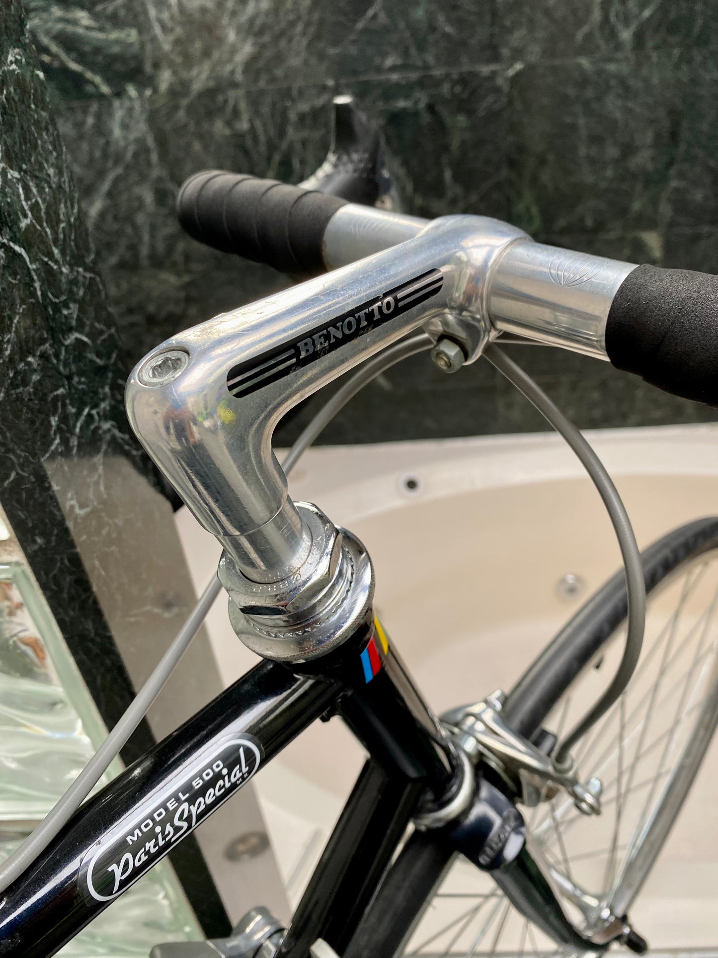 (SIZE 57cm) 1980's BENOTTO MODEL 500 PARIS SPECIAL ROAD BIKE - LIKE NEW