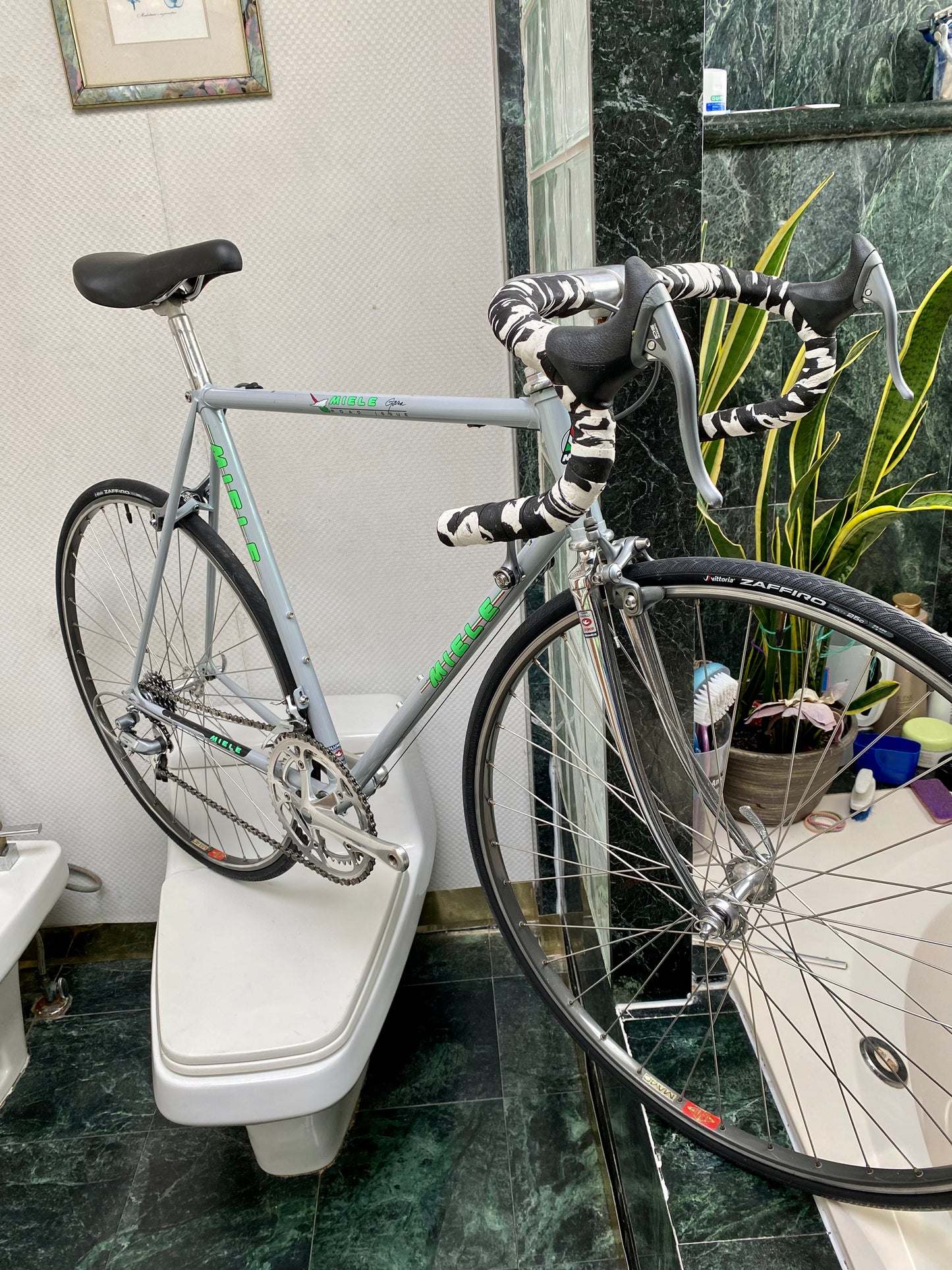 (SIZE 55cm) 1980's MIELE GARA ROAD BIKE - SHIMANO 600 - COLUMBUS STEEL