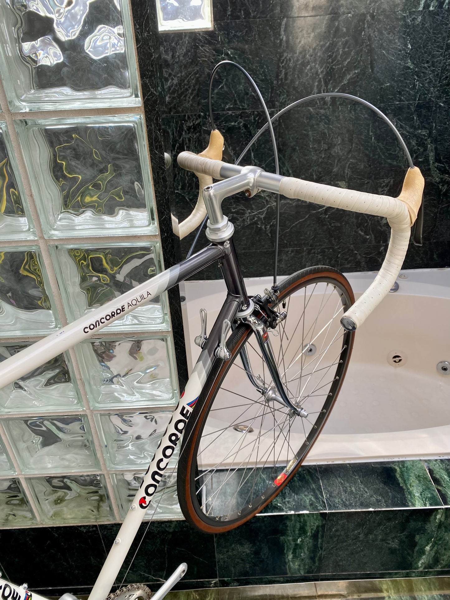 (SIZE 58cm) 1980's CONCORDE AQUILA ROAD BIKE - EDCO COMPETITION GROUPSET