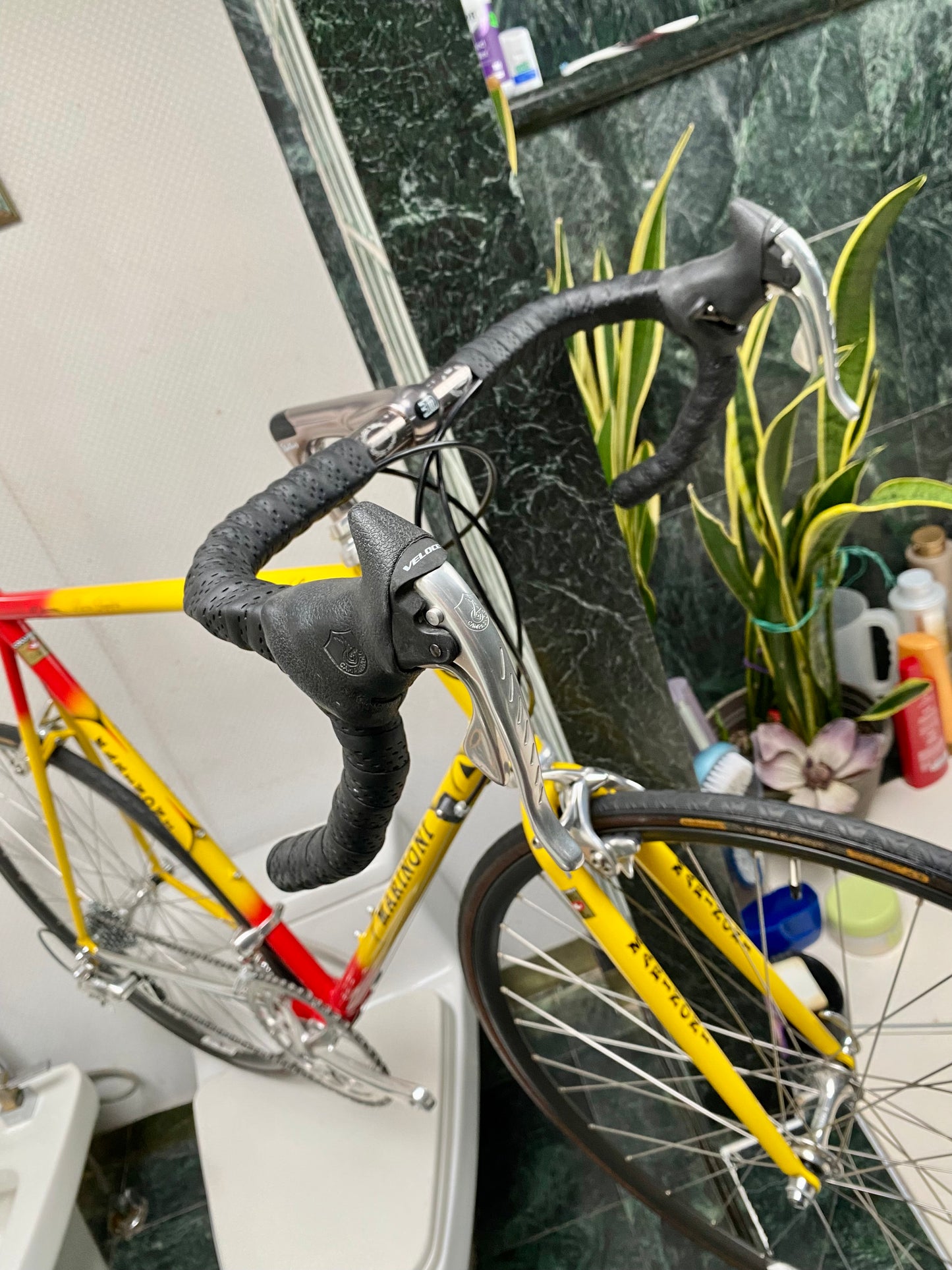 (SIZE 60cm) 1990's MARINONI ROAD BIKE - COLUMBUS EL EXTRA LIGHT - CAMPAGNOLO - ABSOLUTELY SPOTLESS!