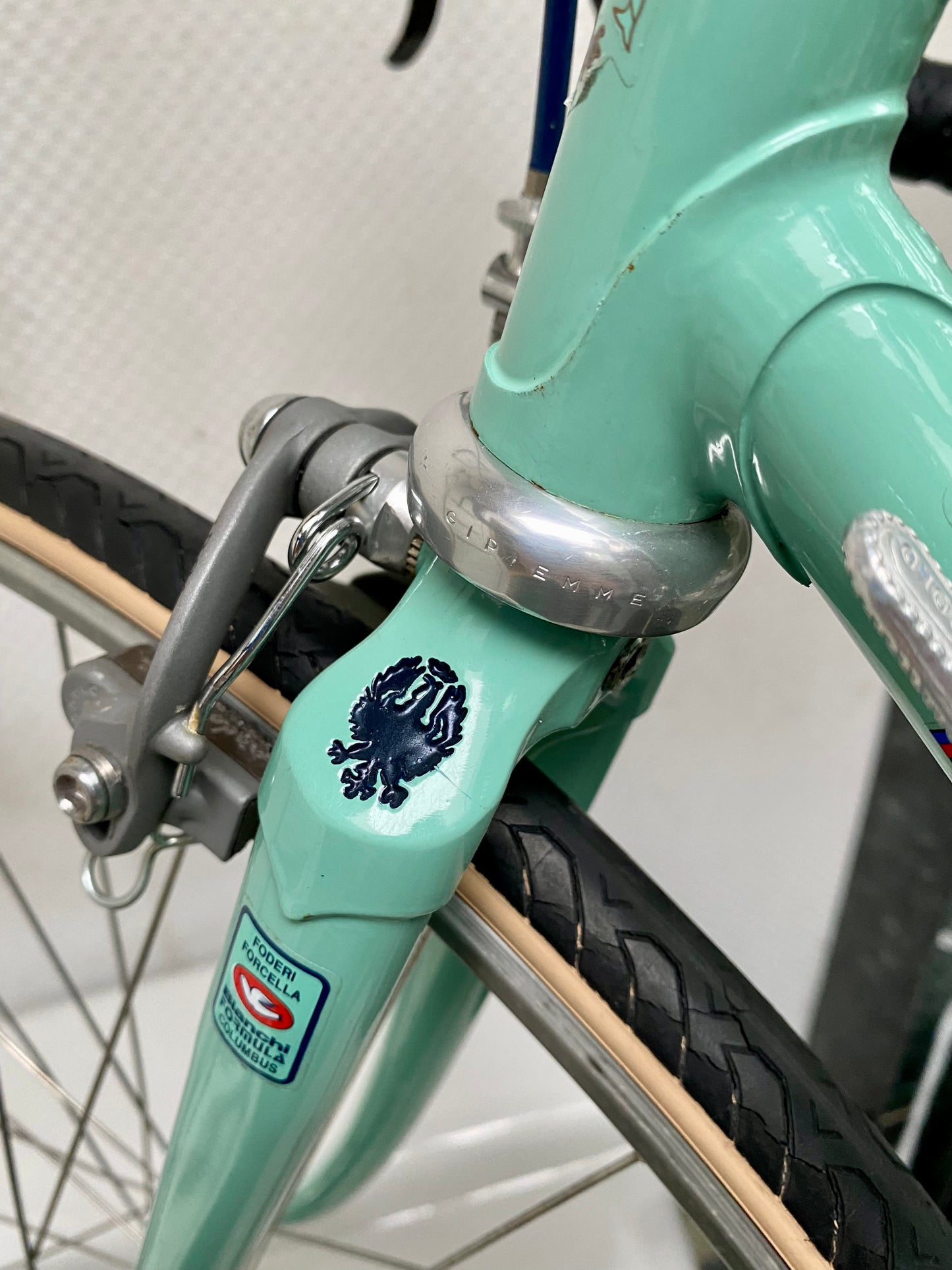 (SIZE 53cm) 1980's BIANCHI TROFEO ROAD BIKE - CAMPAGNOLO - COLUMBUS - LIKE NEW