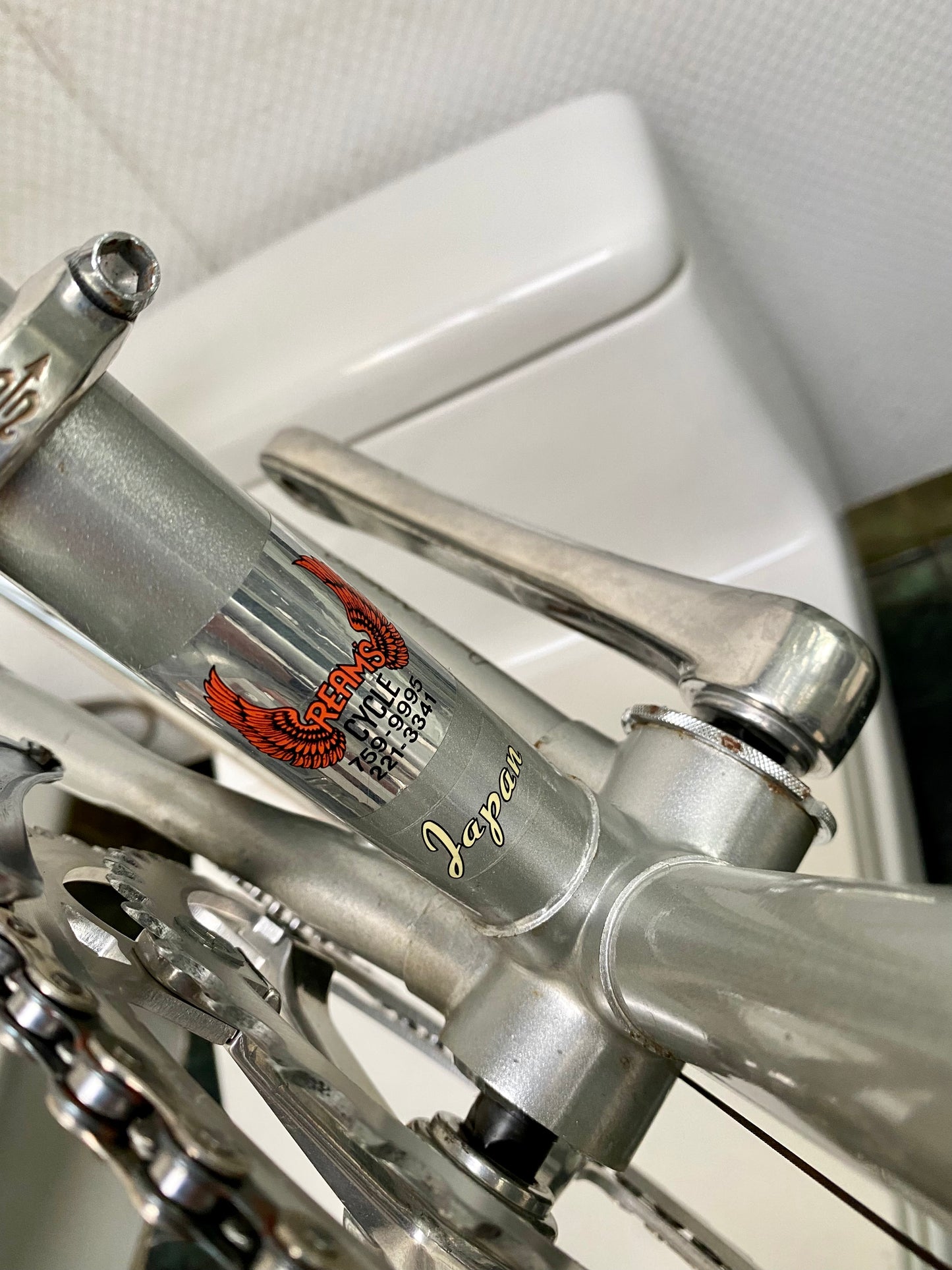 (SIZE 62cm) 1980's NISHIKI OLYMPIC ROAD BIKE - SHIMANO GOLDEN ARROW - LIKE NEW