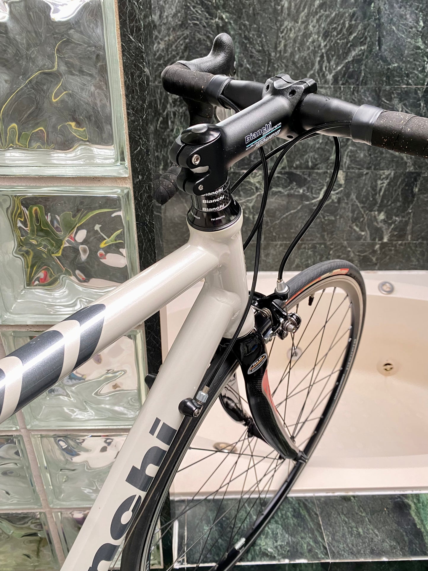 (SIZE 56cm) NOS / BRAND NEW CLASSIC BIANCHI ROAD BIKE - CAMPAGNOLO