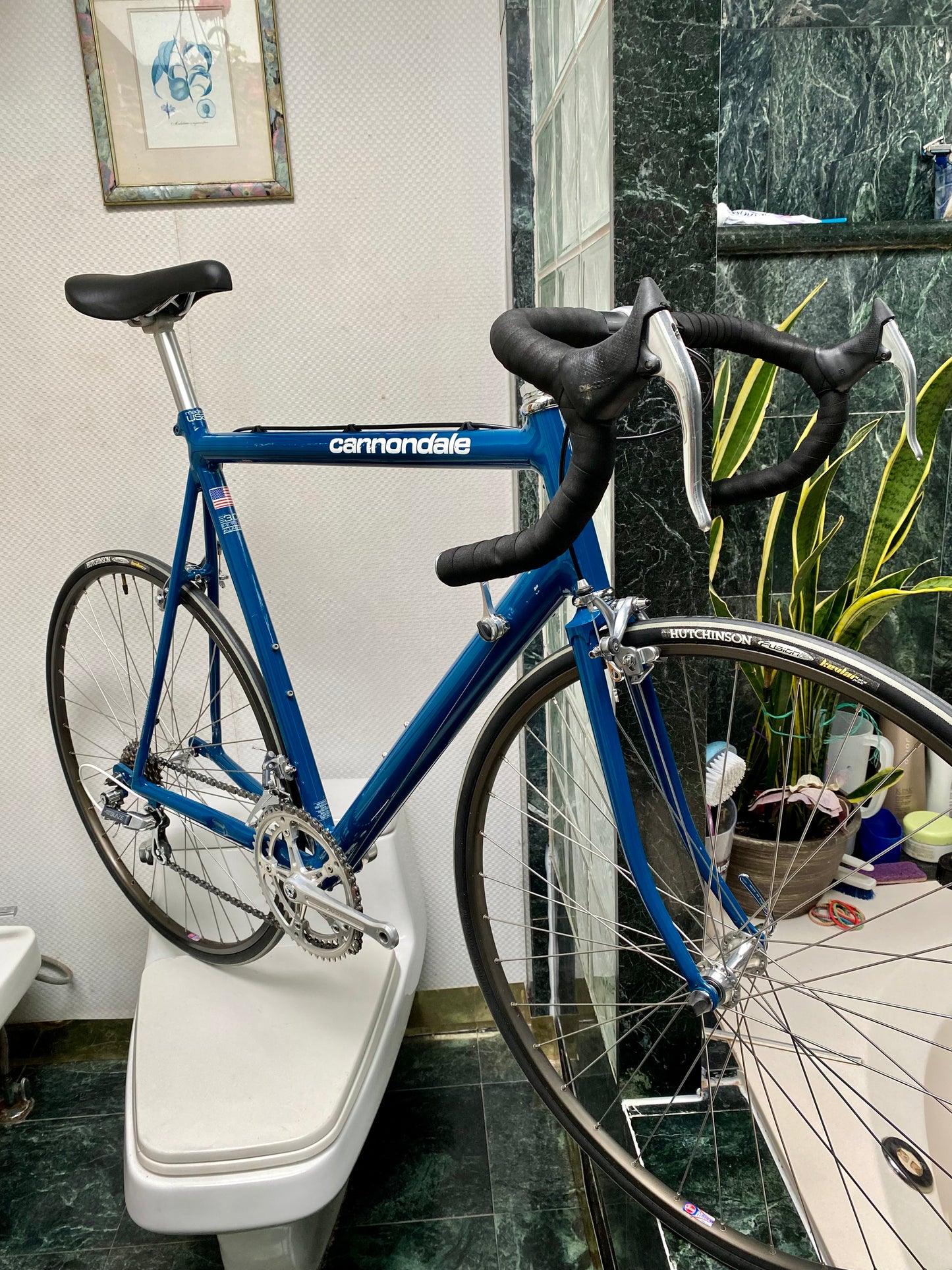 (SIZE 60cm) 1980's CANNONDALE ROAD BIKE - FULL REFURBISHED