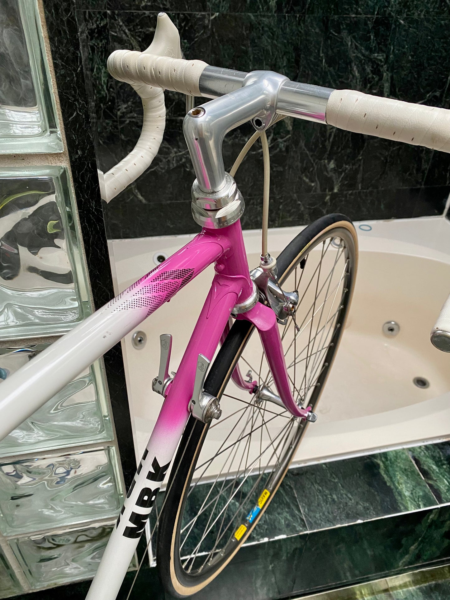 (SIZE 53cm) 1980's MBK / MOTOBECANE ROAD BIKE - CAMPAGNOLO ATHENA