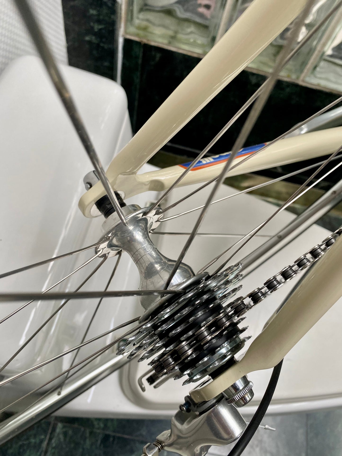 (SIZE 56cm) 1990's CINELLI PRO TEAM ROAD BIKE - CAMPAGNOLO ATHENA GROUPSET - LIKE NEW