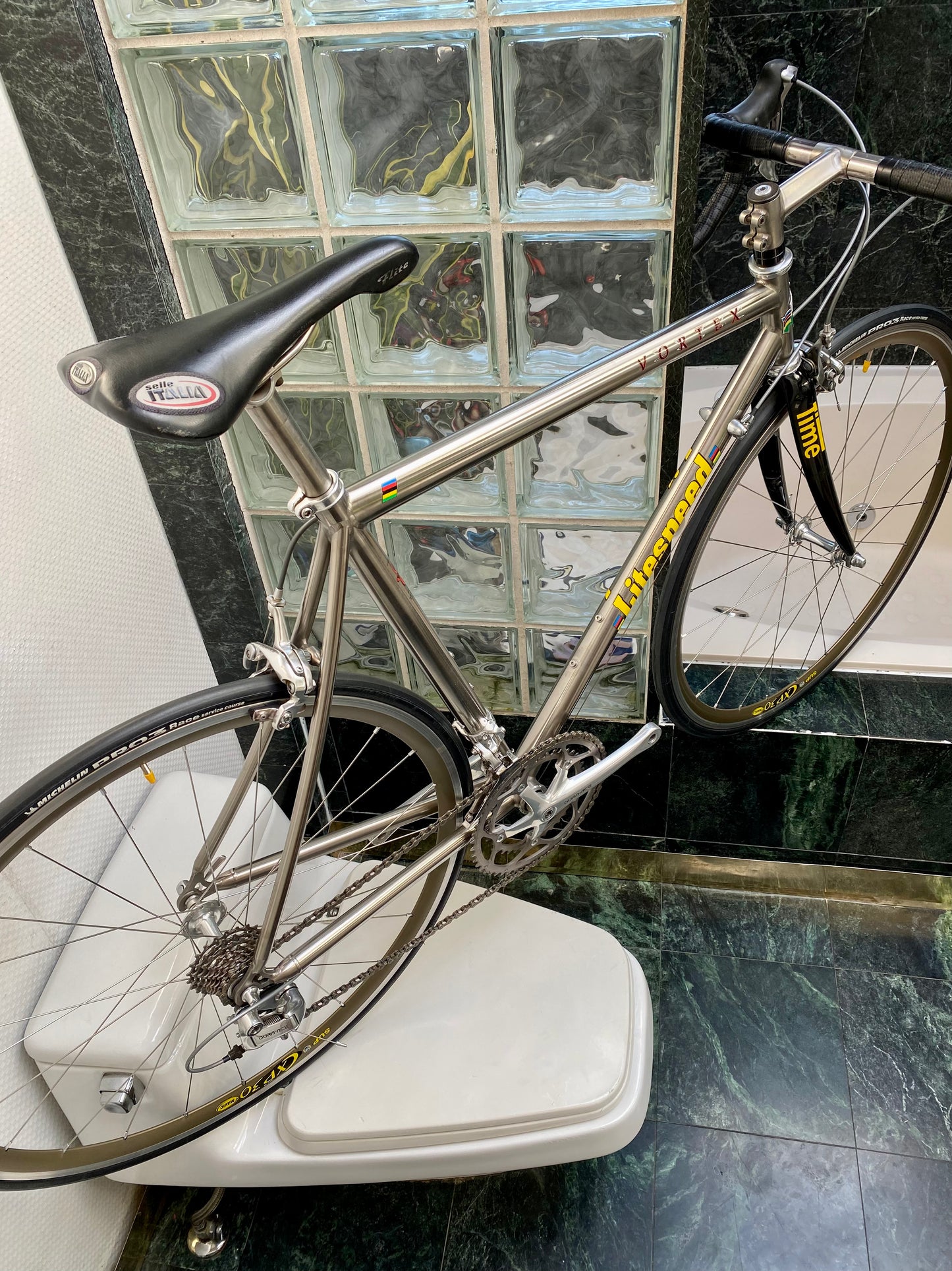 (SIZE 55cm) LATE-1990's LITESPEED VORTEX TITANIUM ROAD BIKE - SHIMANO DURA ACE - LIKE NEW