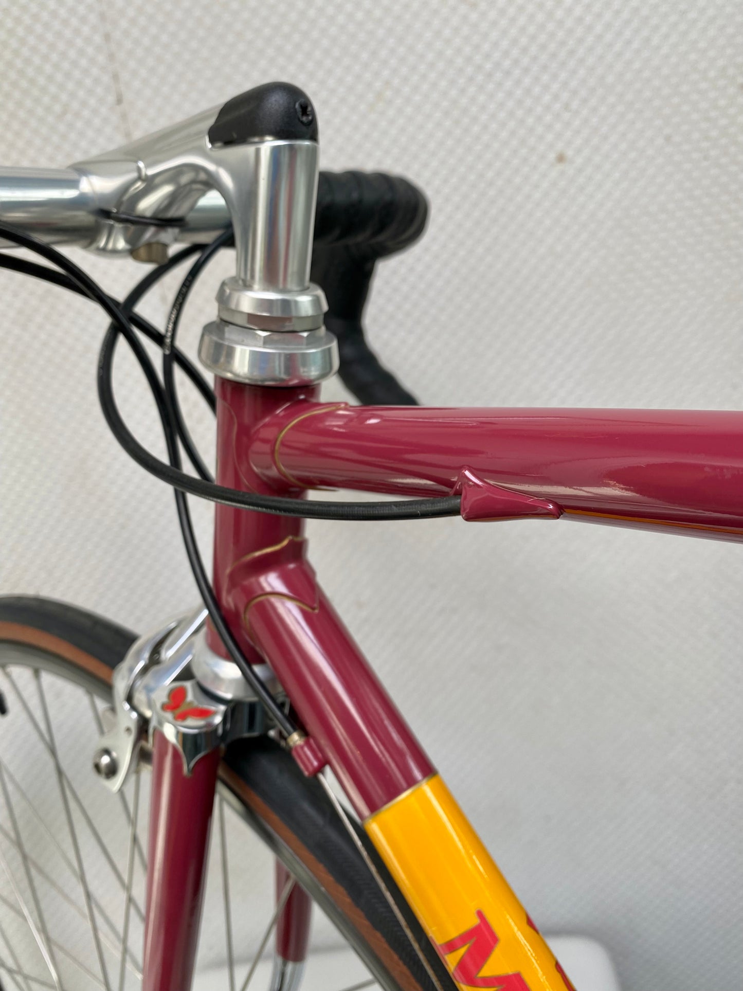 (SIZE 53cm) 2004 MARIPOSA STEEL ROAD BIKE - CUSTOM BUILT - CAMPAGNOLO