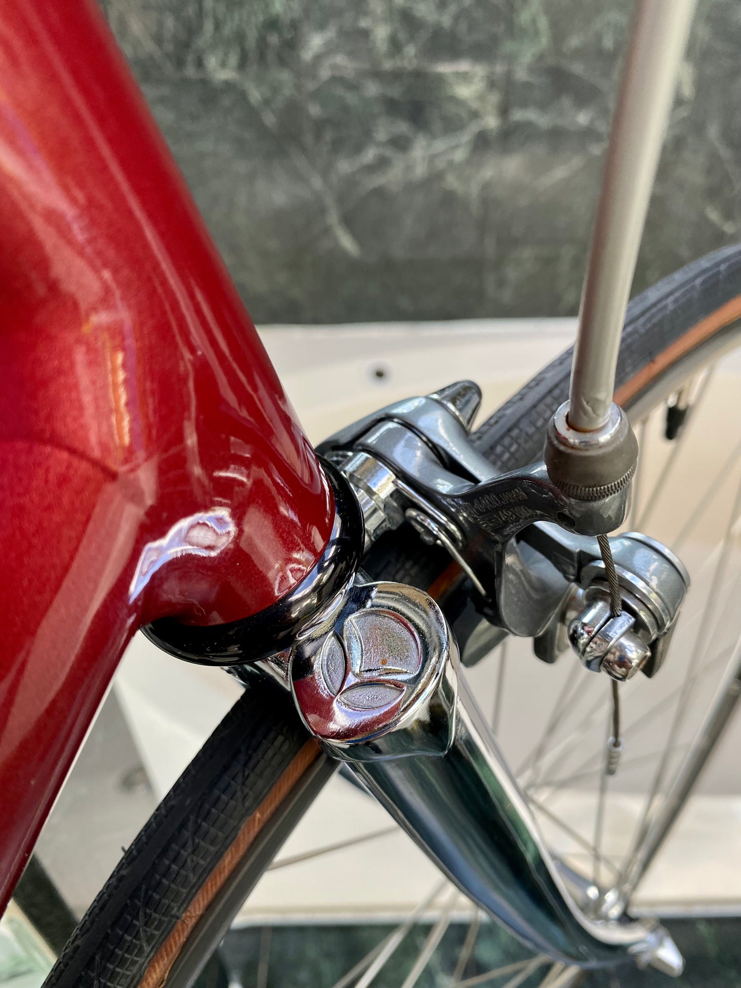 (SIZE 56cm) 1980's KLEIN QUANTUM ROAD BIKE - SHIMANO 600 - SPOTLESS - RARE