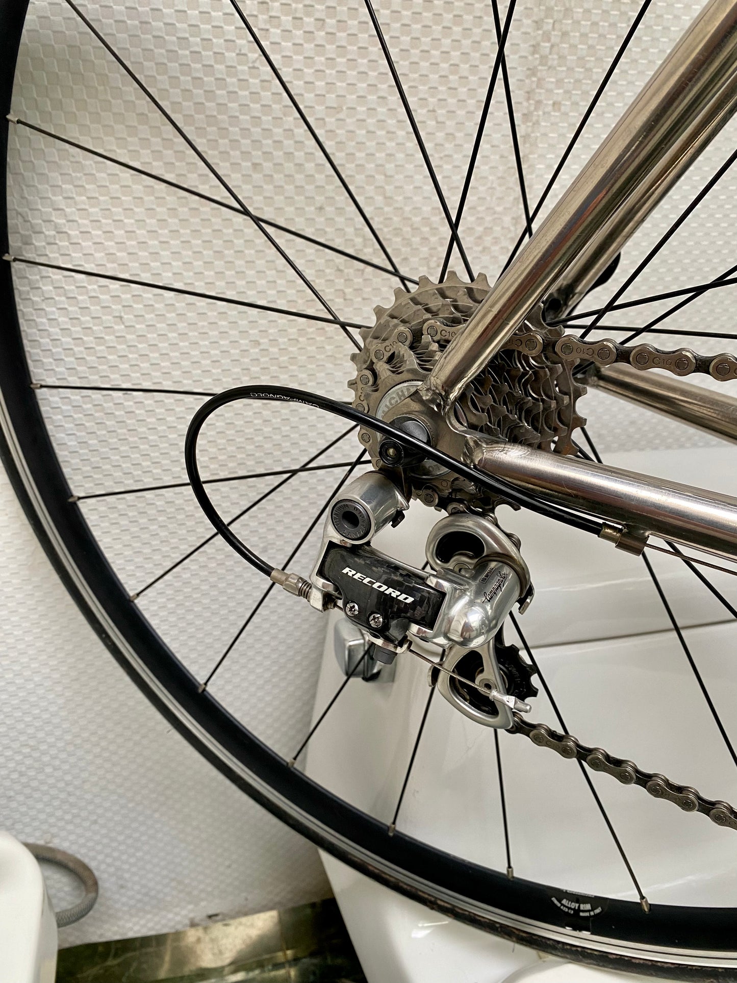 (SIZE 54cm) 2004 BIANCHI "XL EXTRALITE" TITANIUM ROAD BIKE - CAMPAGNOLO RECORD - SPOTLESS