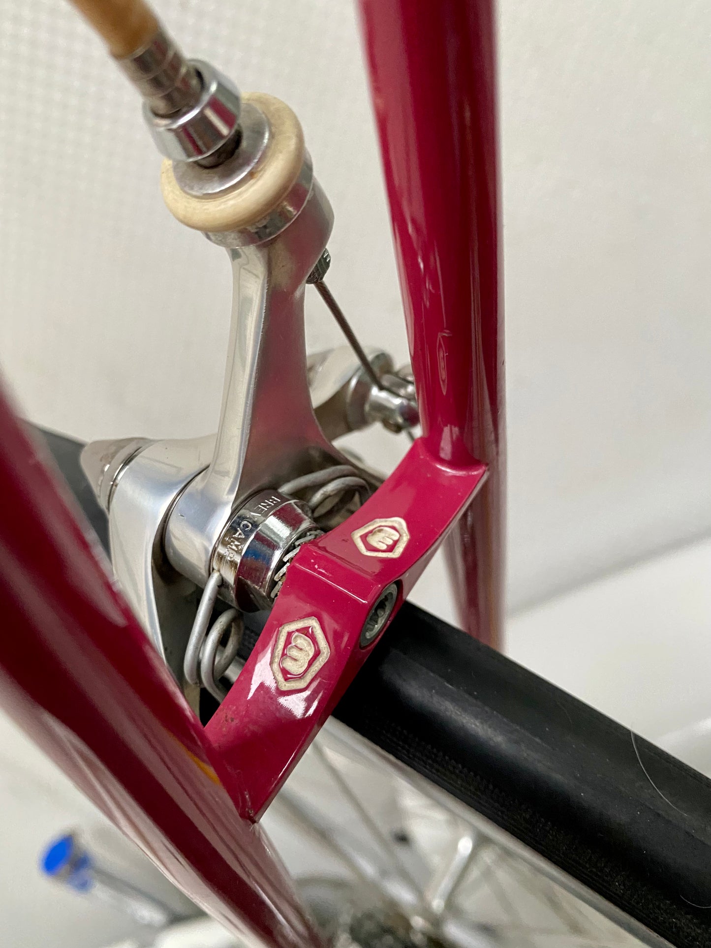 (SIZE 55cm) 1980's BASSO ROAD BIKE - COLUMBUS SL - CAMPAGNOLO ATHENA