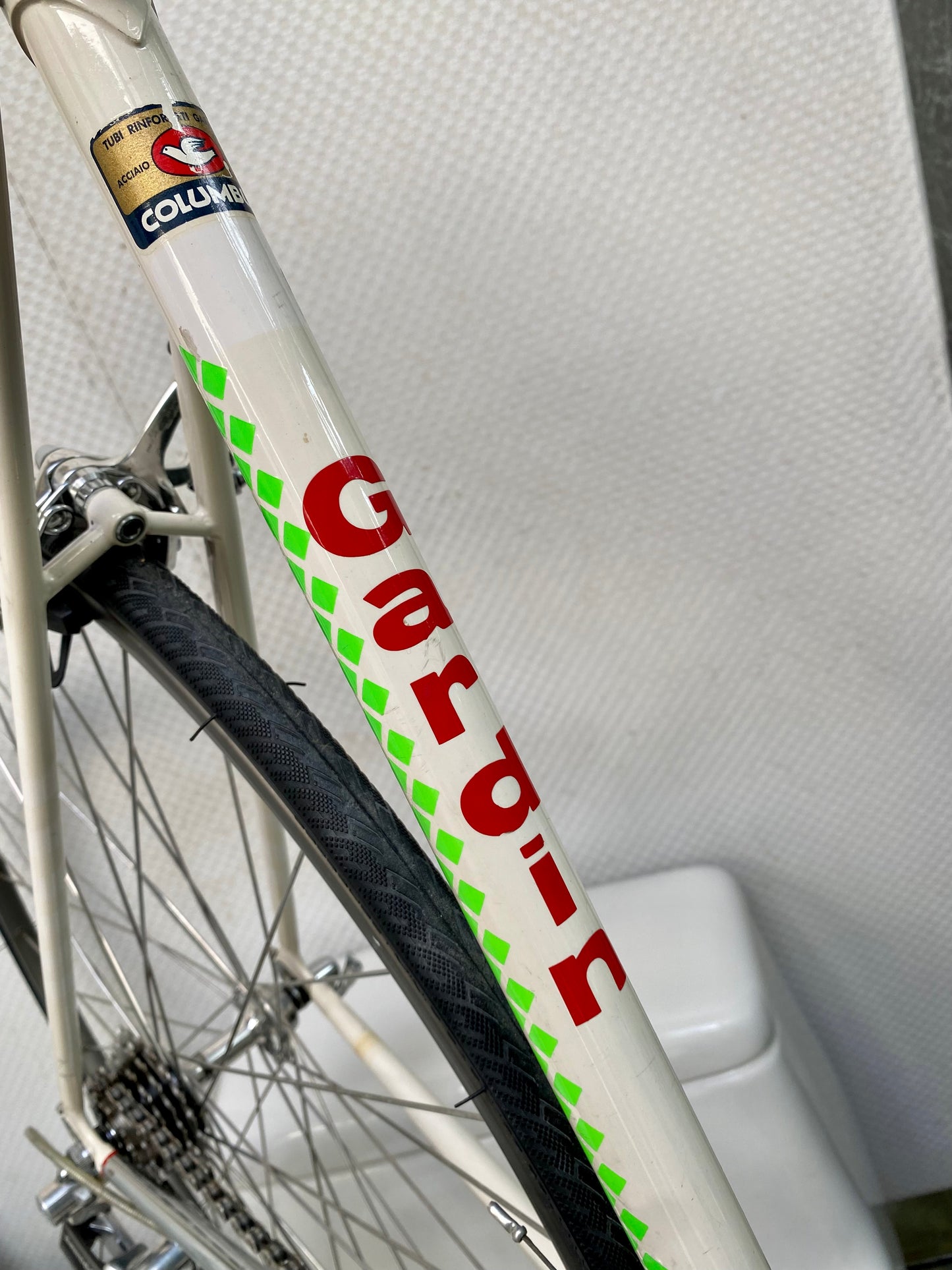 (SIZE 53cm) 1980's CUSTOM GARDIN ROAD BIKE - SHIMANO 600