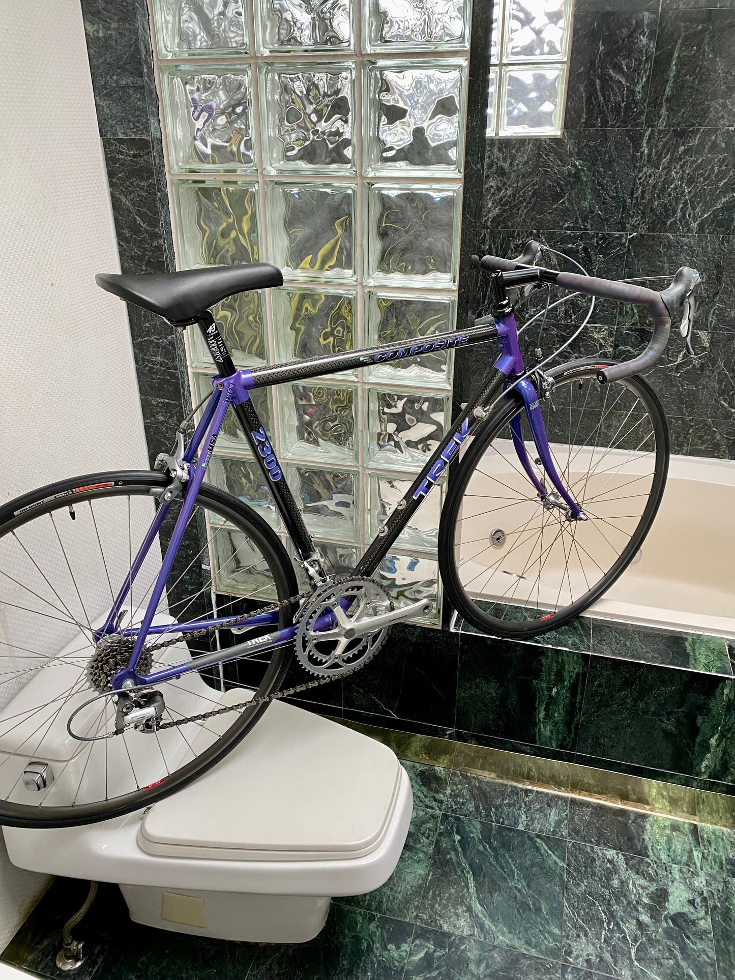 (SIZE 54cm) 1990's TREK 2300 CARBON ROAD BIKE - SHIMANO 600 STI