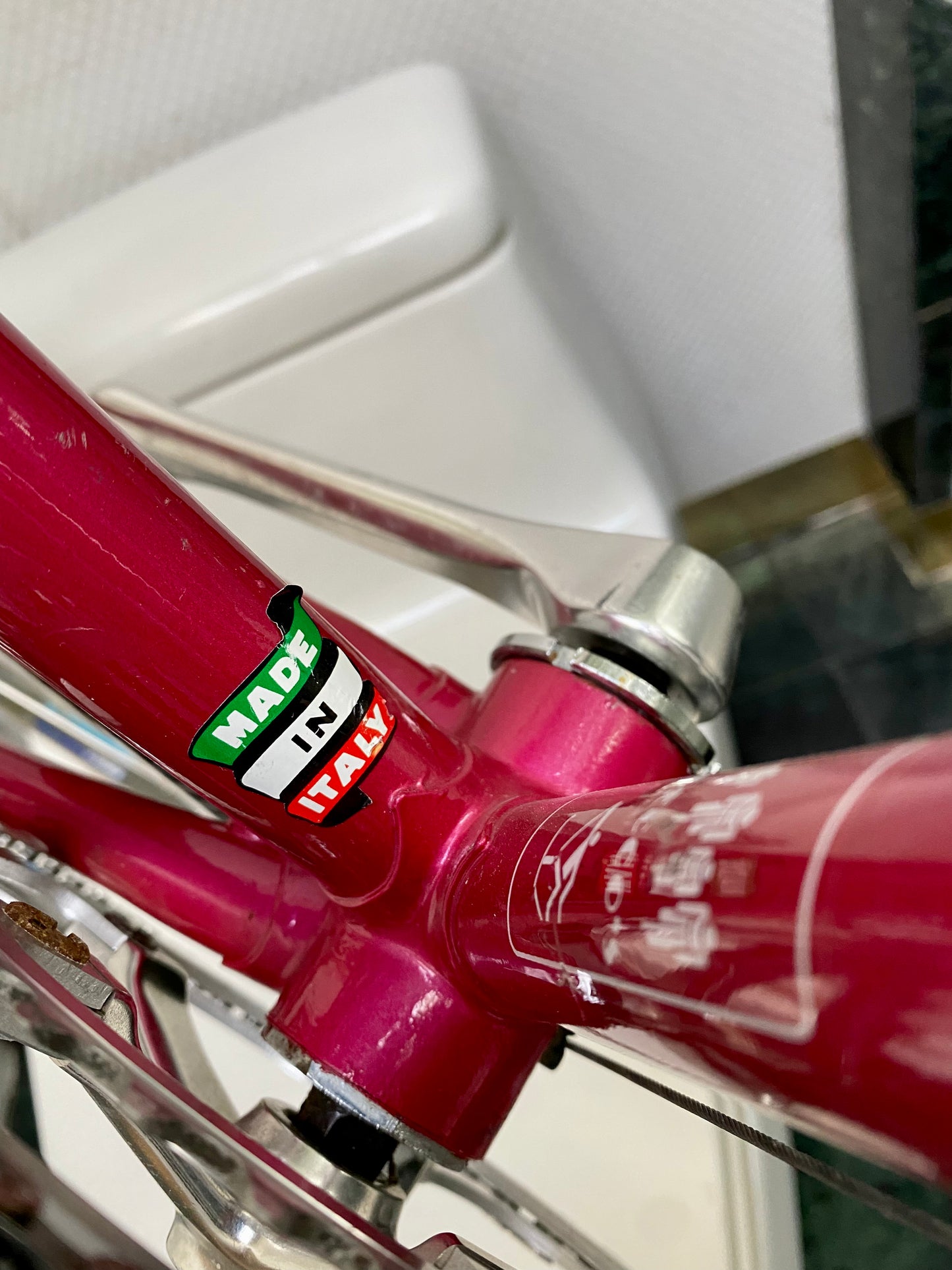 (SIZE 57cm) 1980's BIANCHI ROAD BIKE - CAMPAGNOLO - COLUMBUS