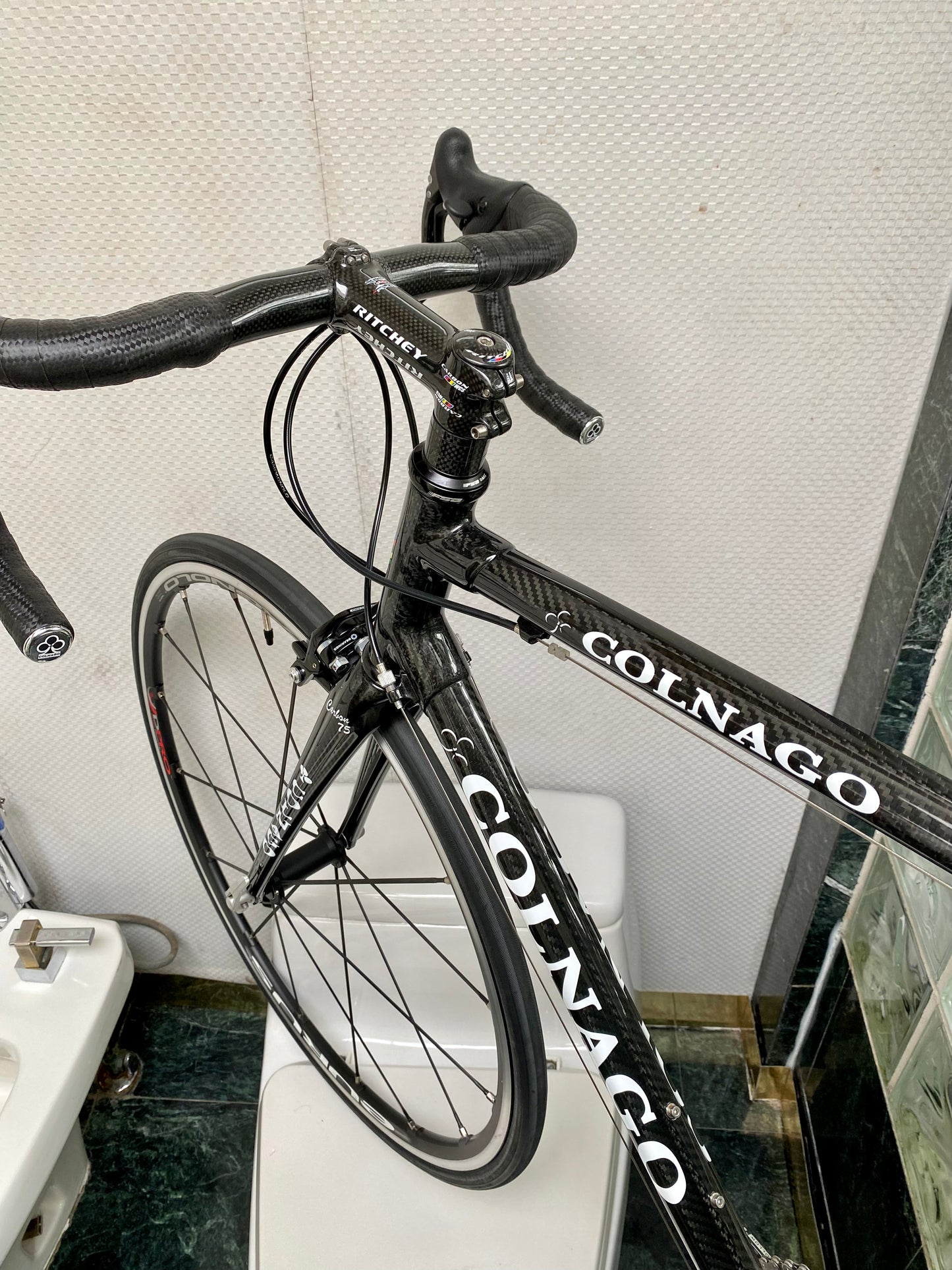 (SIZE 56cm) CLASSIC COLNAGO C50 ROAD BIKE - CAMPAGNOLO RECORD - LIKE NEW / SPOTLESS
