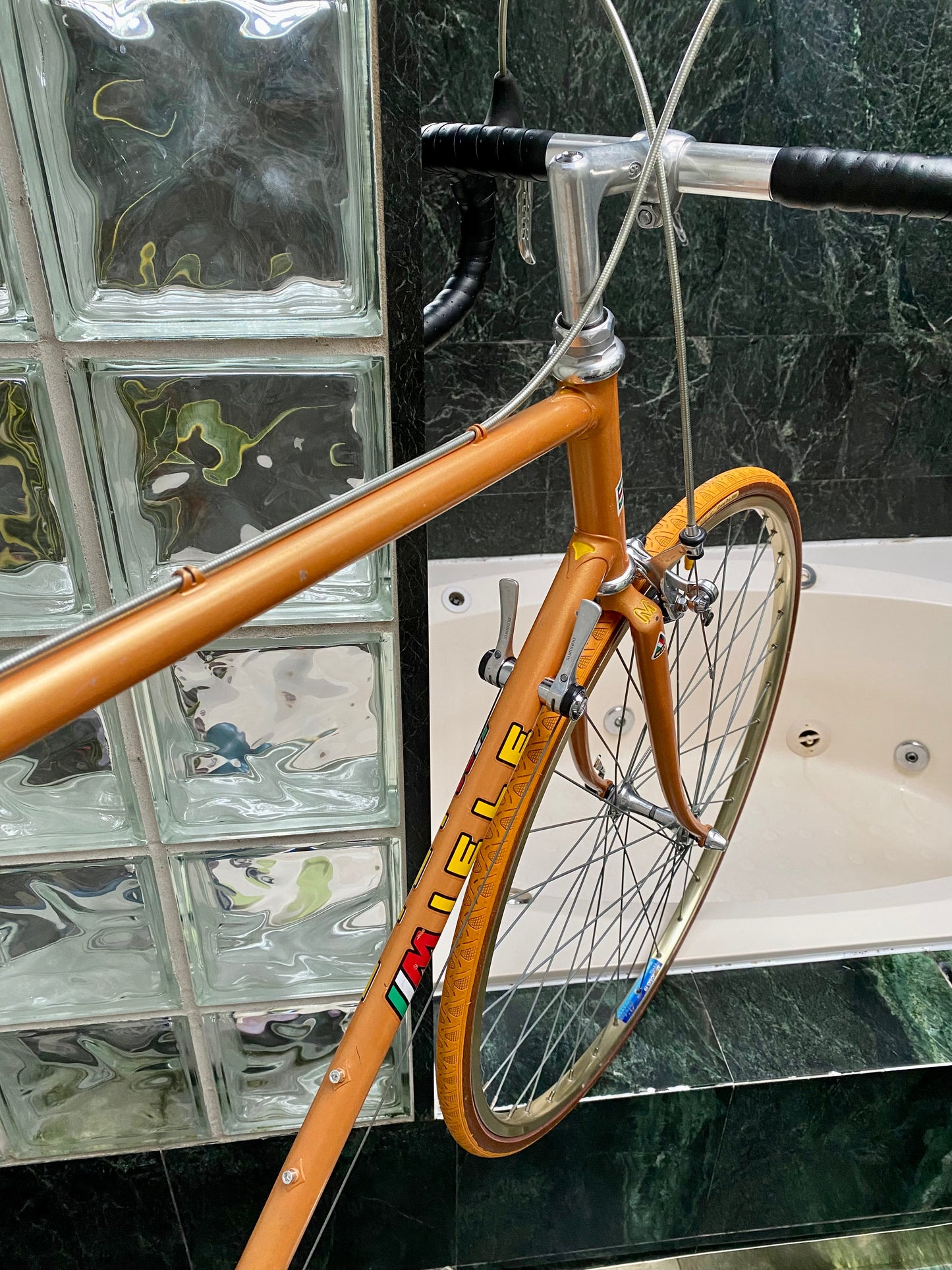 (SIZE 57cm) 1980's MIELE ROAD BIKE - ROSSIN-BUILT - SHIMANO 600