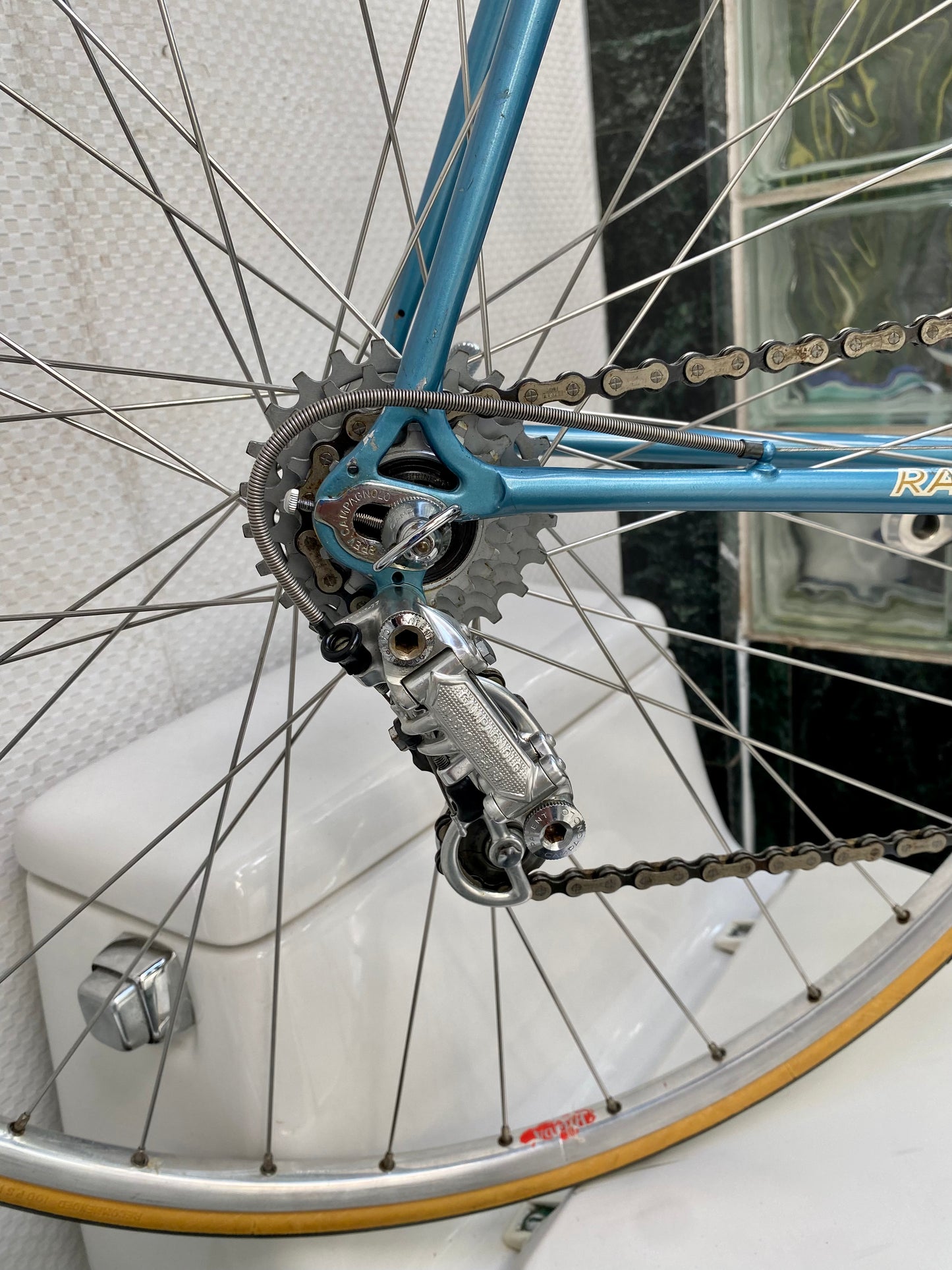 (SIZE 59cm) 1970's PROFESSIONAL ROAD BIKE - ALL ORIGINAL - CAMPAGNOLO GROUPSET