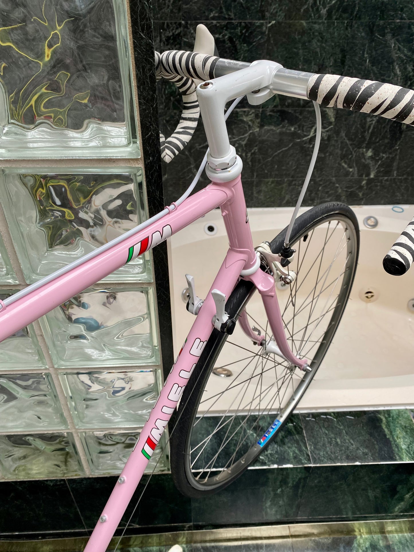 (SIZE 57cm) 1980's MIELE "CLASSICA" ROAD BIKE - LIKE NEW - PINK!