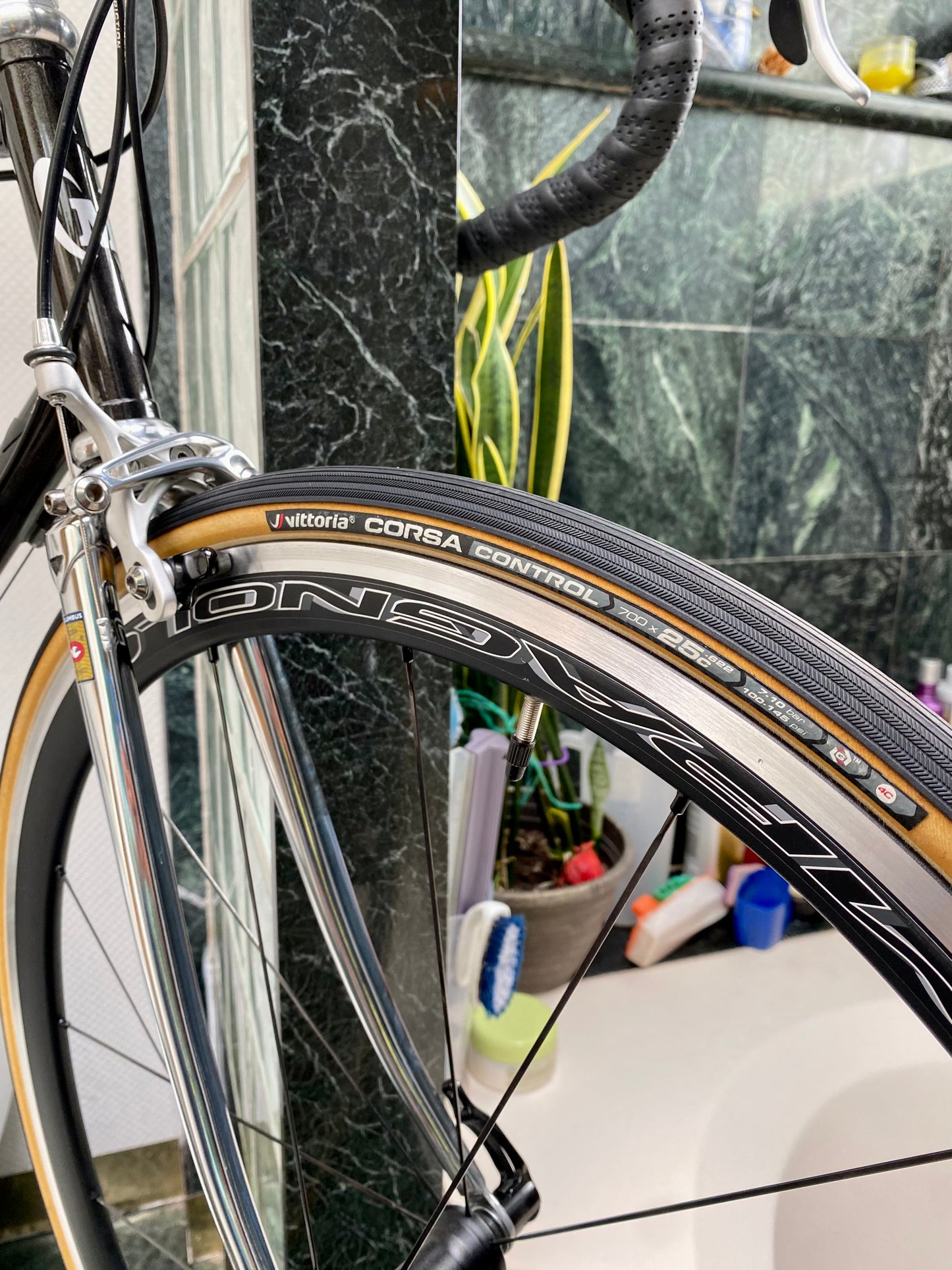 (SIZE 56cm) CUSTOM MARINONI SPECIAL NEO-RETRO STEEL ROAD BIKE BUILD - CAMPAGNOLO POTENZA