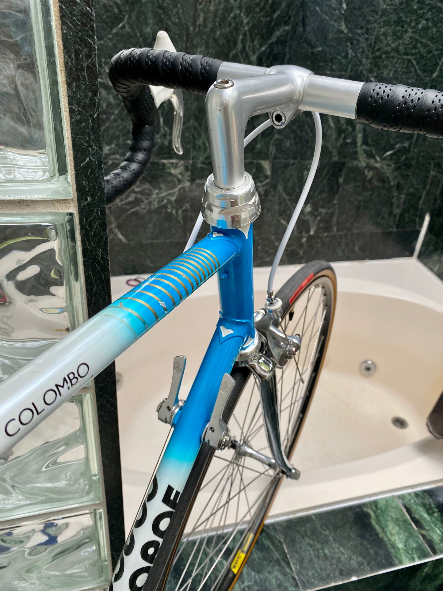 (SIZE 57cm) 1980's CONCORDE COLOMBO ROAD BIKE - CAMPAGNOLO ATHENA