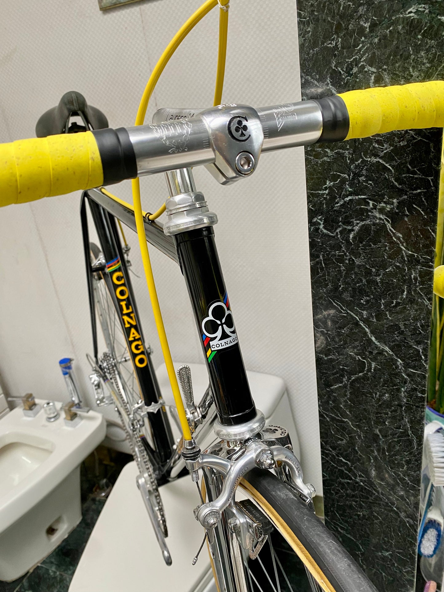 (SIZE 59cm) 1970's COLNAGO ROAD BIKE - CAMPAGNOLO - SENSATIONAL