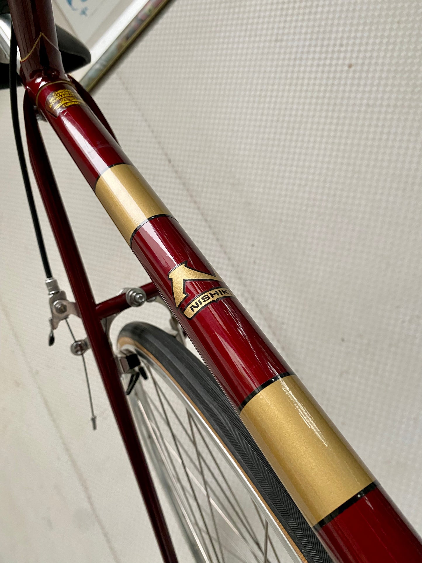 (SIZE 56cm) 1980's NISHIKI COMPETITION ROAD BIKE - LIKE NEW