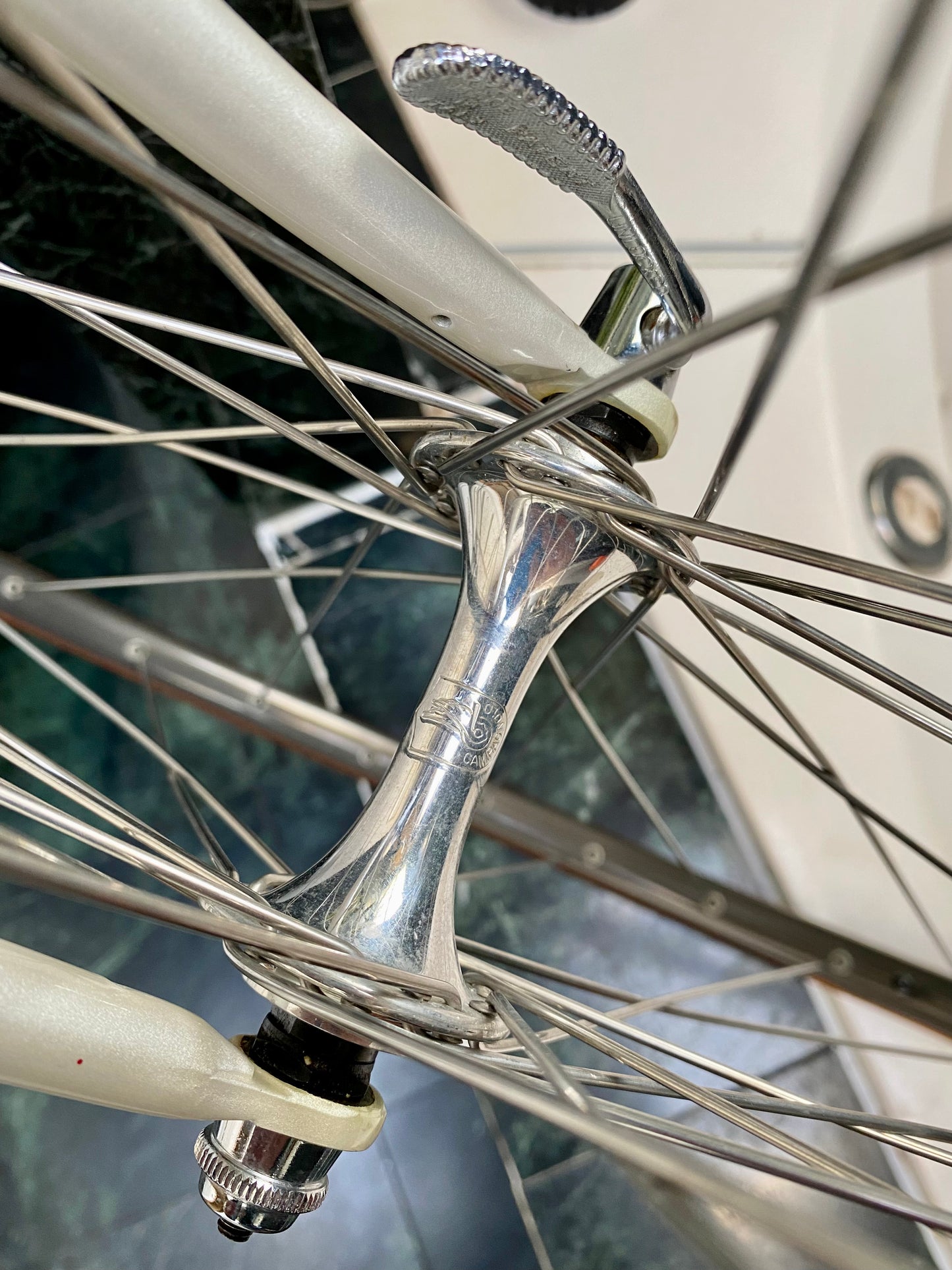 (SIZE 54cm) 1980's BIANCHI ROAD BIKE - CAMPAGNOLO - SUPER CLEAN