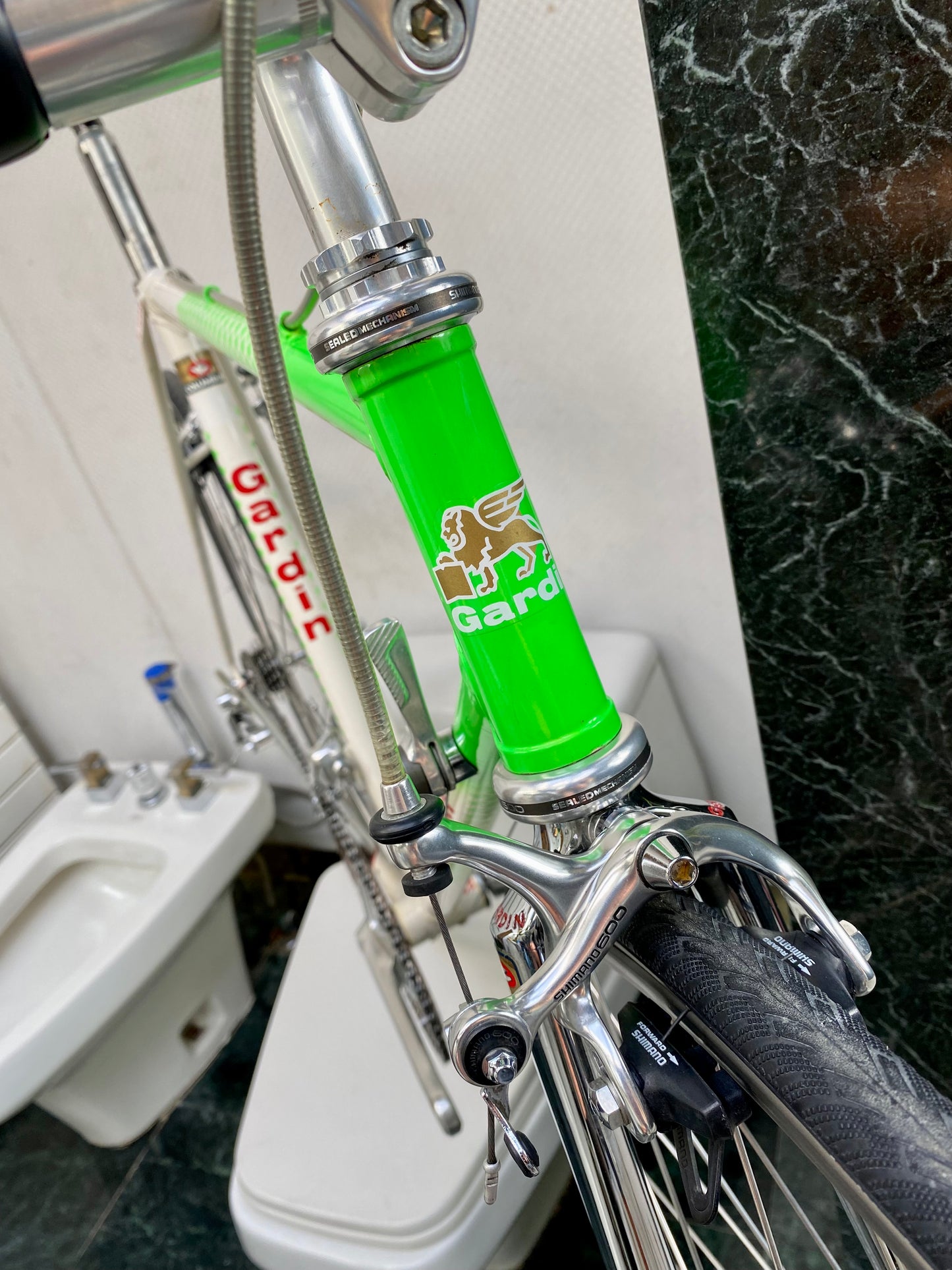 (SIZE 53cm) 1980's CUSTOM GARDIN ROAD BIKE - SHIMANO 600