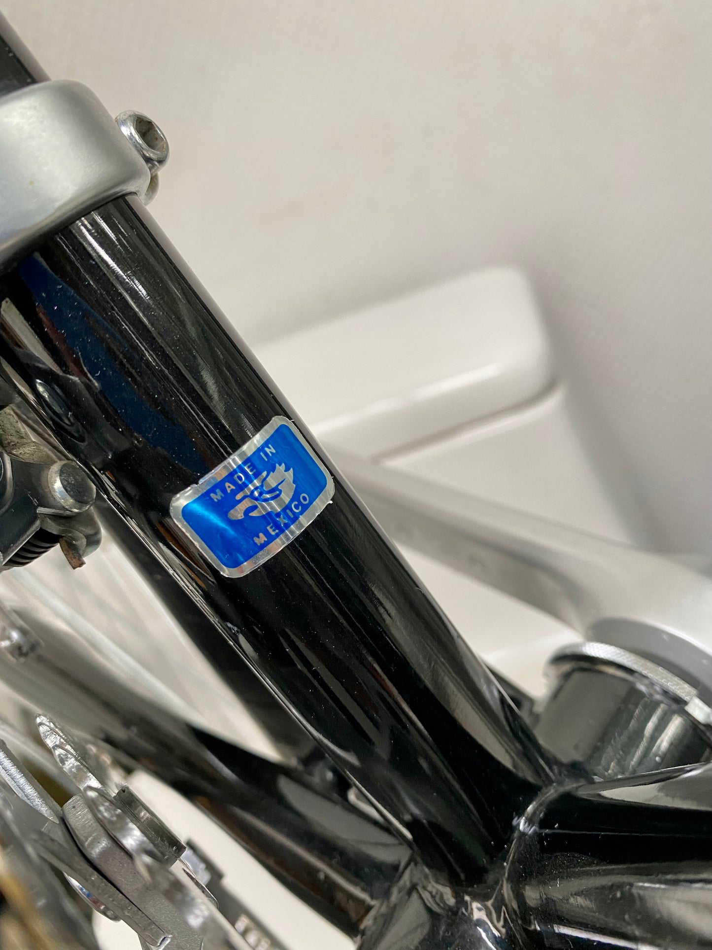 (SIZE 57cm) 1980's BENOTTO MODEL 500 PARIS SPECIAL ROAD BIKE - LIKE NEW