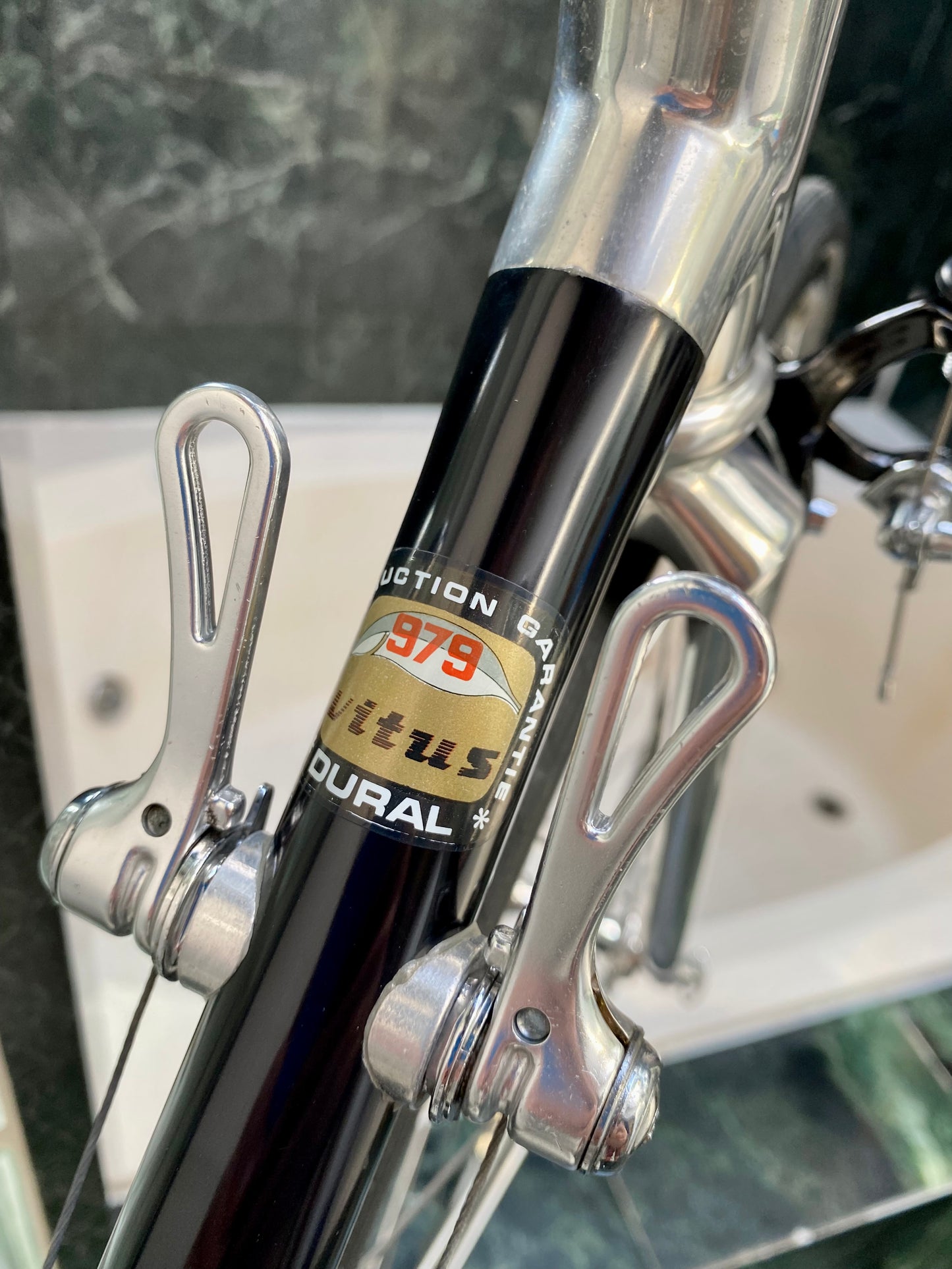 (SIZE 54cm) 1980's VITUS 979 ROAD BIKE - SUNTOUR SUPERBE PRO