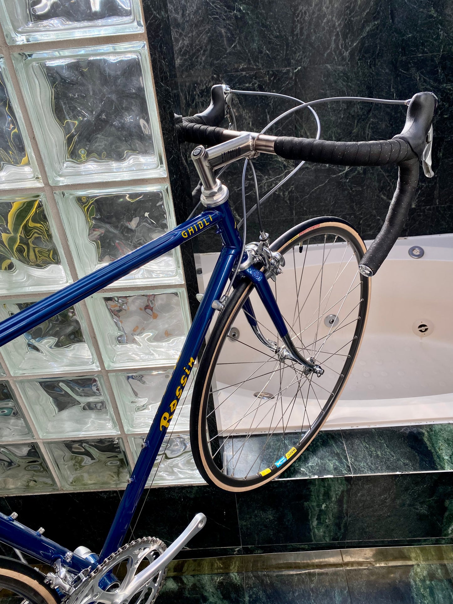 (SIZE 53cm) INCREDIBLE EARLY-1990's ROSSIN GHIBLI ROAD BIKE - SHIMANO DURA ACE