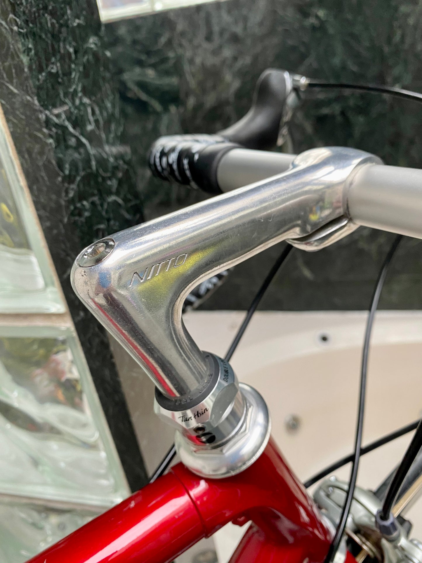 (SIZE 56cm) 1990's GIANT CFR 2 CARBON ROAD BIKE - LIKE NEW