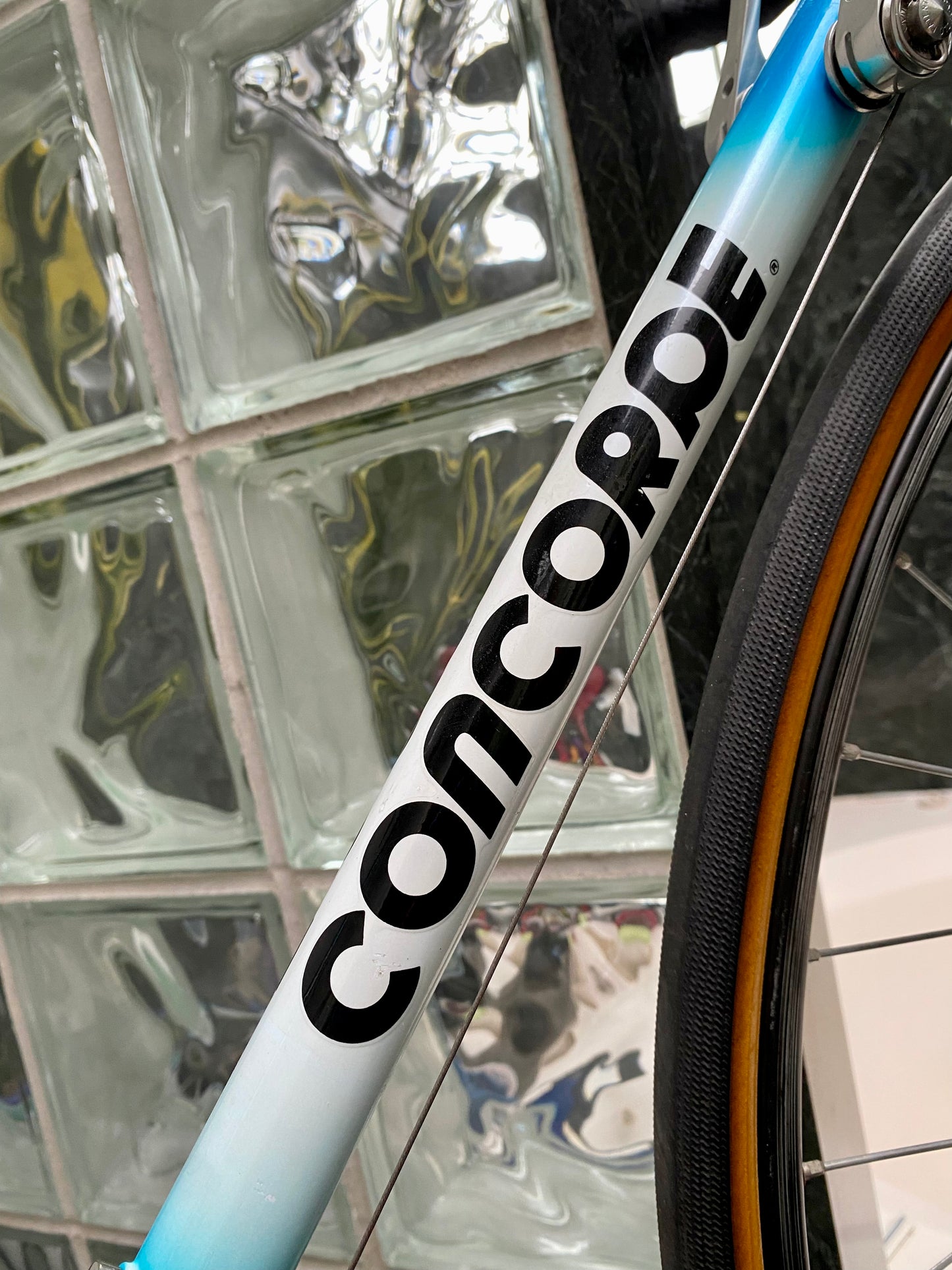 (SIZE 57cm) 1980's CONCORDE COLOMBO ROAD BIKE - CAMPAGNOLO ATHENA