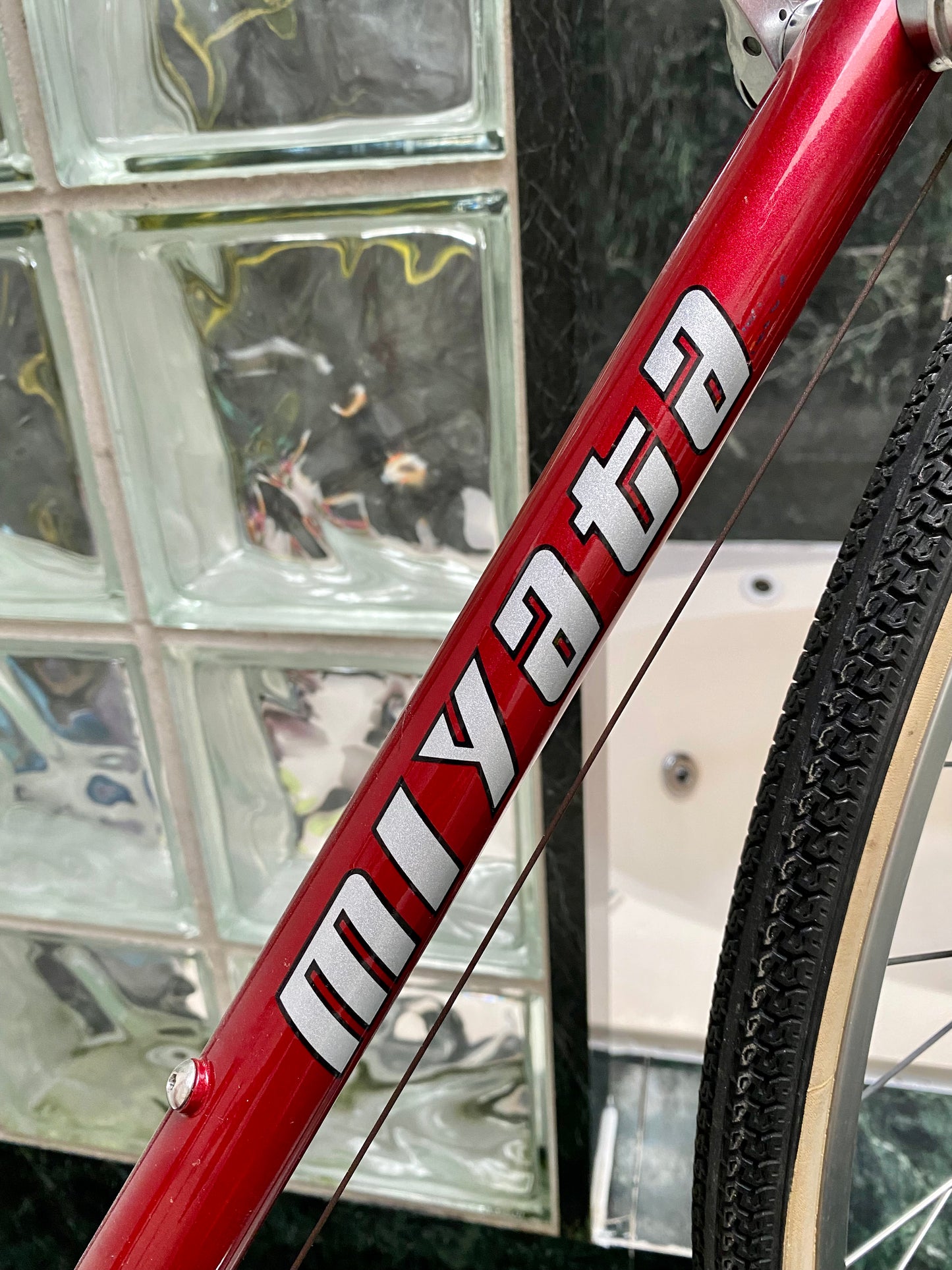 (SIZE 54cm) 1980's SIX TEN TOURING BIKE - LIKE NEW