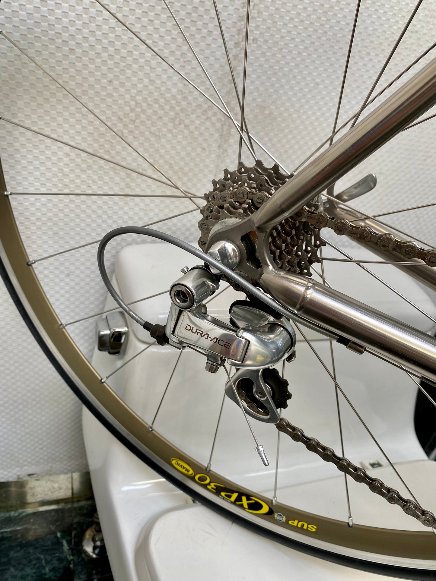 (SIZE 55cm) LATE-1990's LITESPEED VORTEX TITANIUM ROAD BIKE - SHIMANO DURA ACE - LIKE NEW