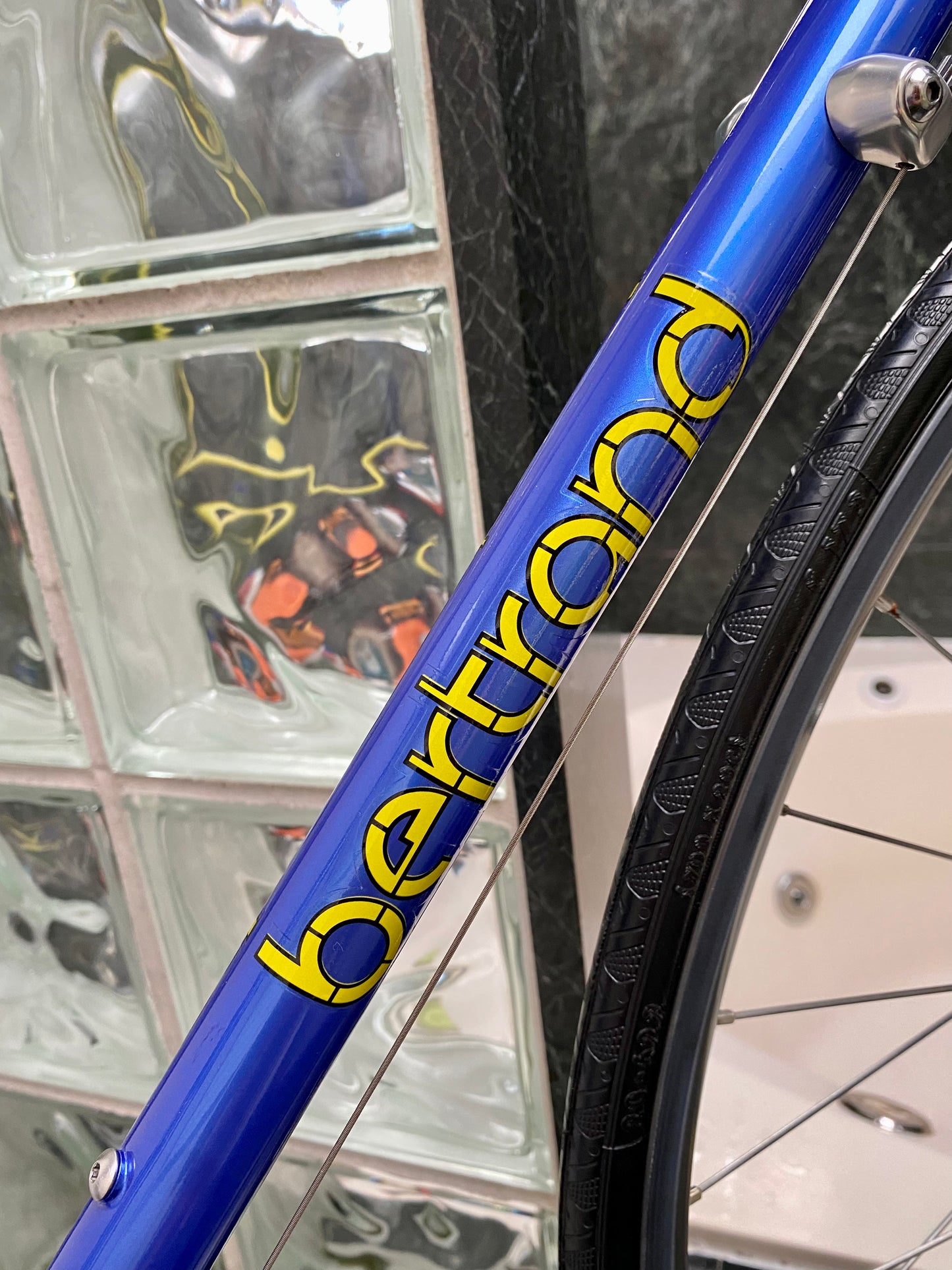 (SIZE 56cm) EARLY-1990's BERTRAND "3000" ROAD BIKE - CAMPAGNOLO RECORD